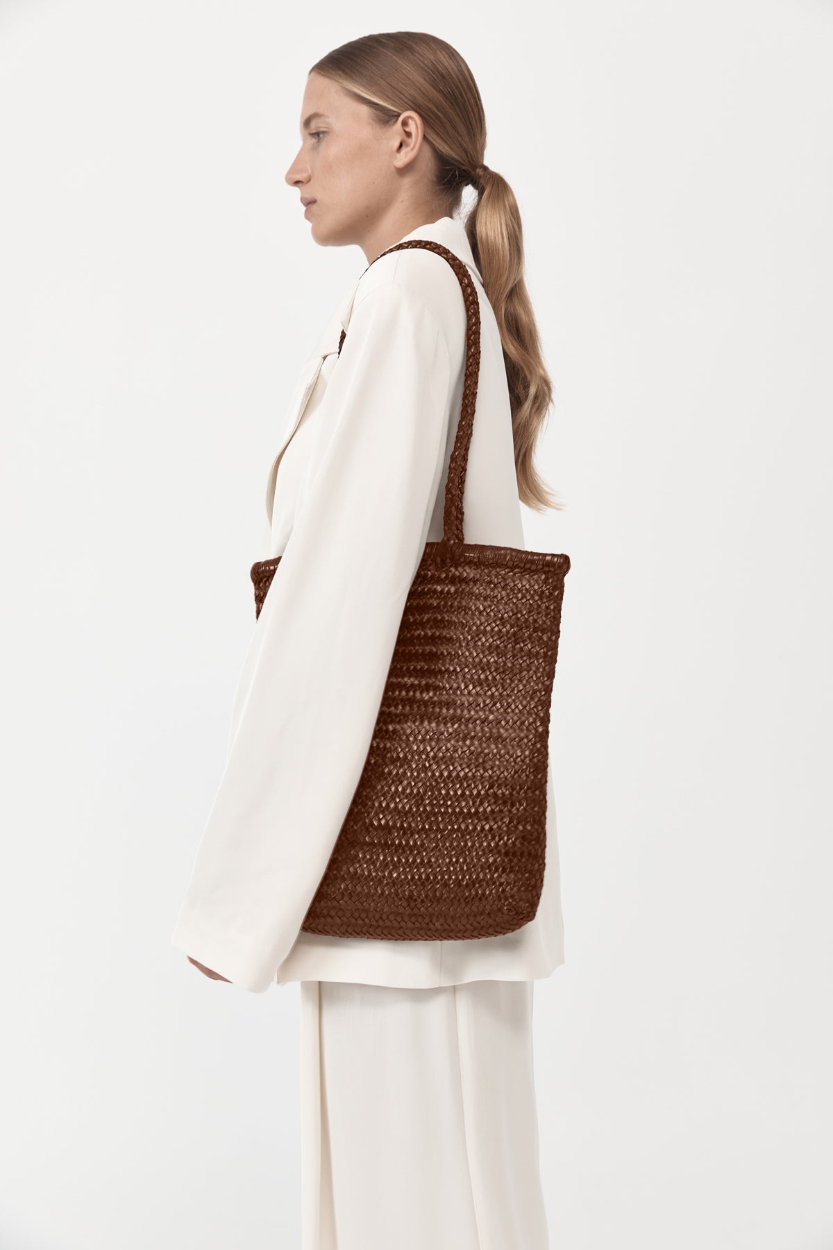 St. Agni | Bagu Woven Tote in Antique Tan