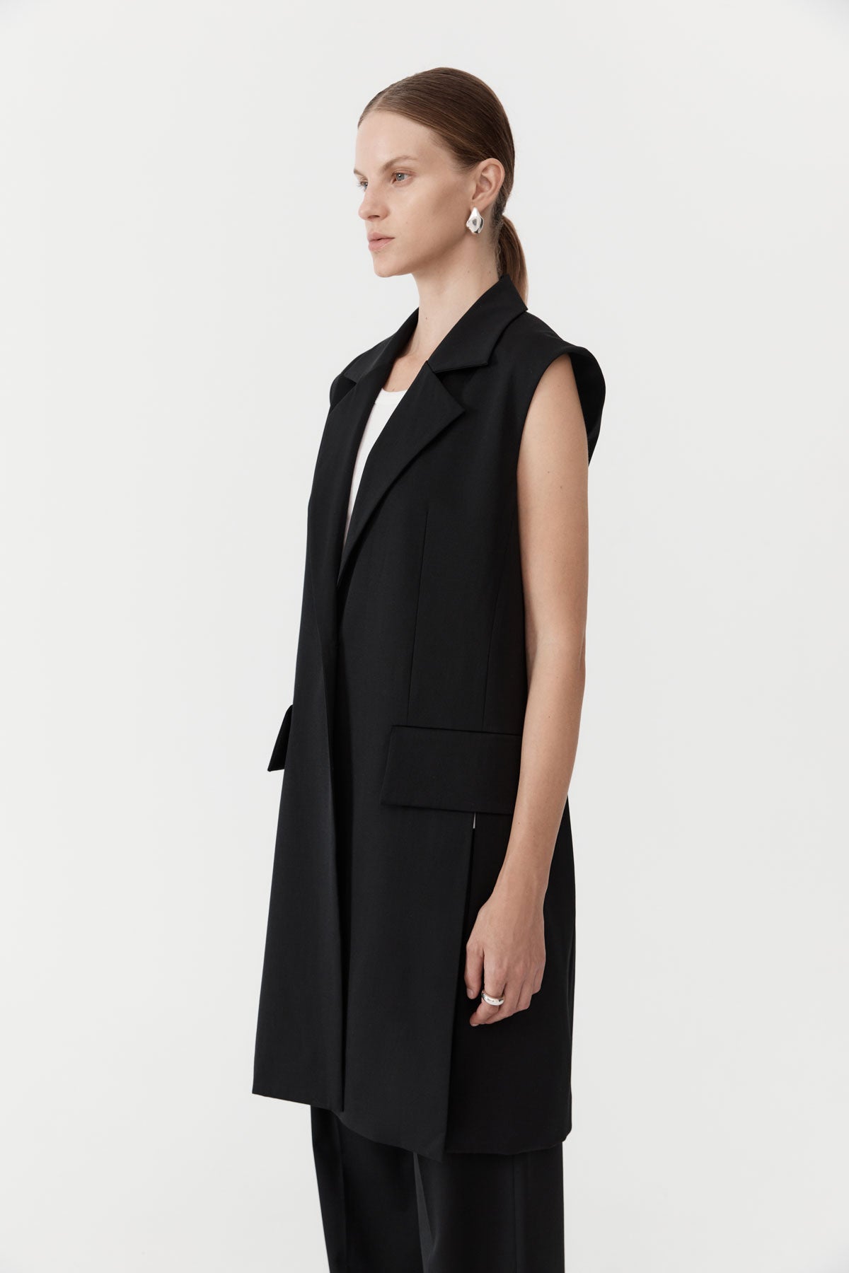 Sleeveless Tailored Blazer - Black