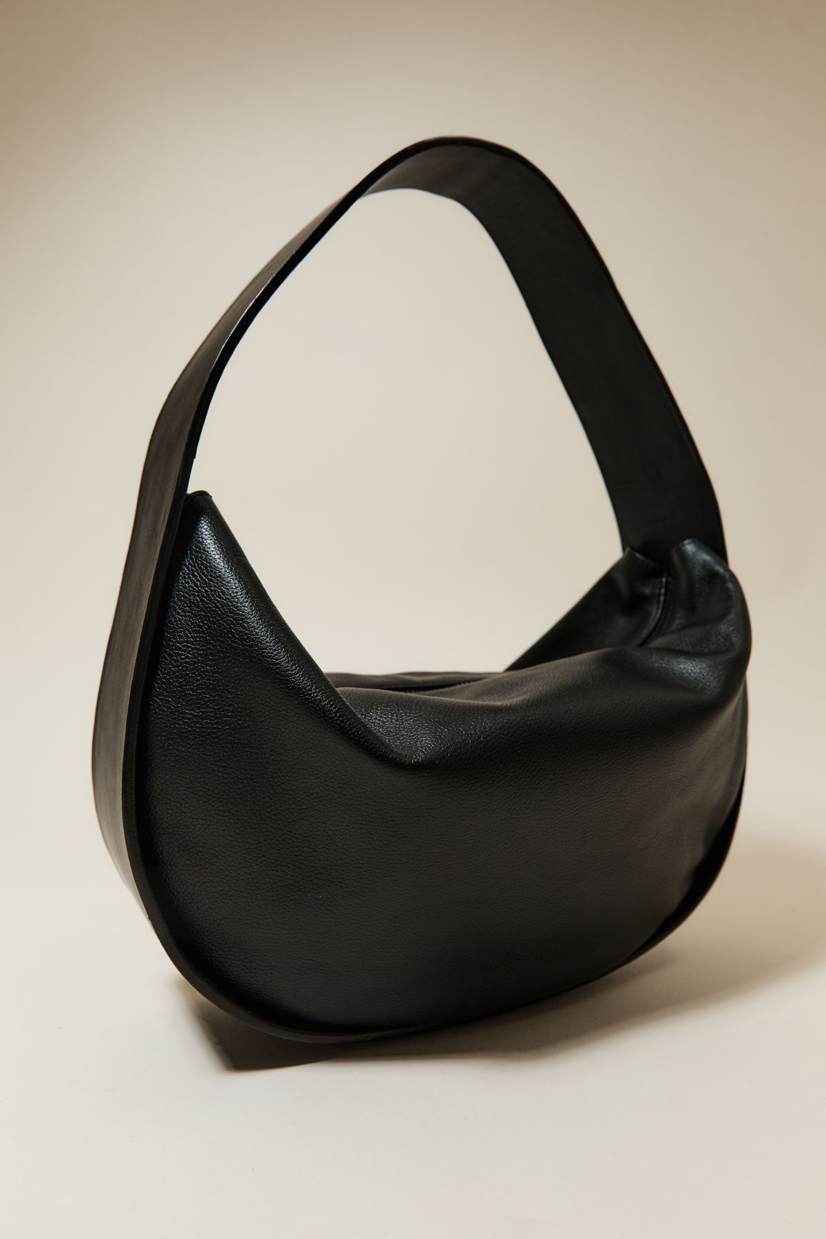 Soft Arc Bag - Black