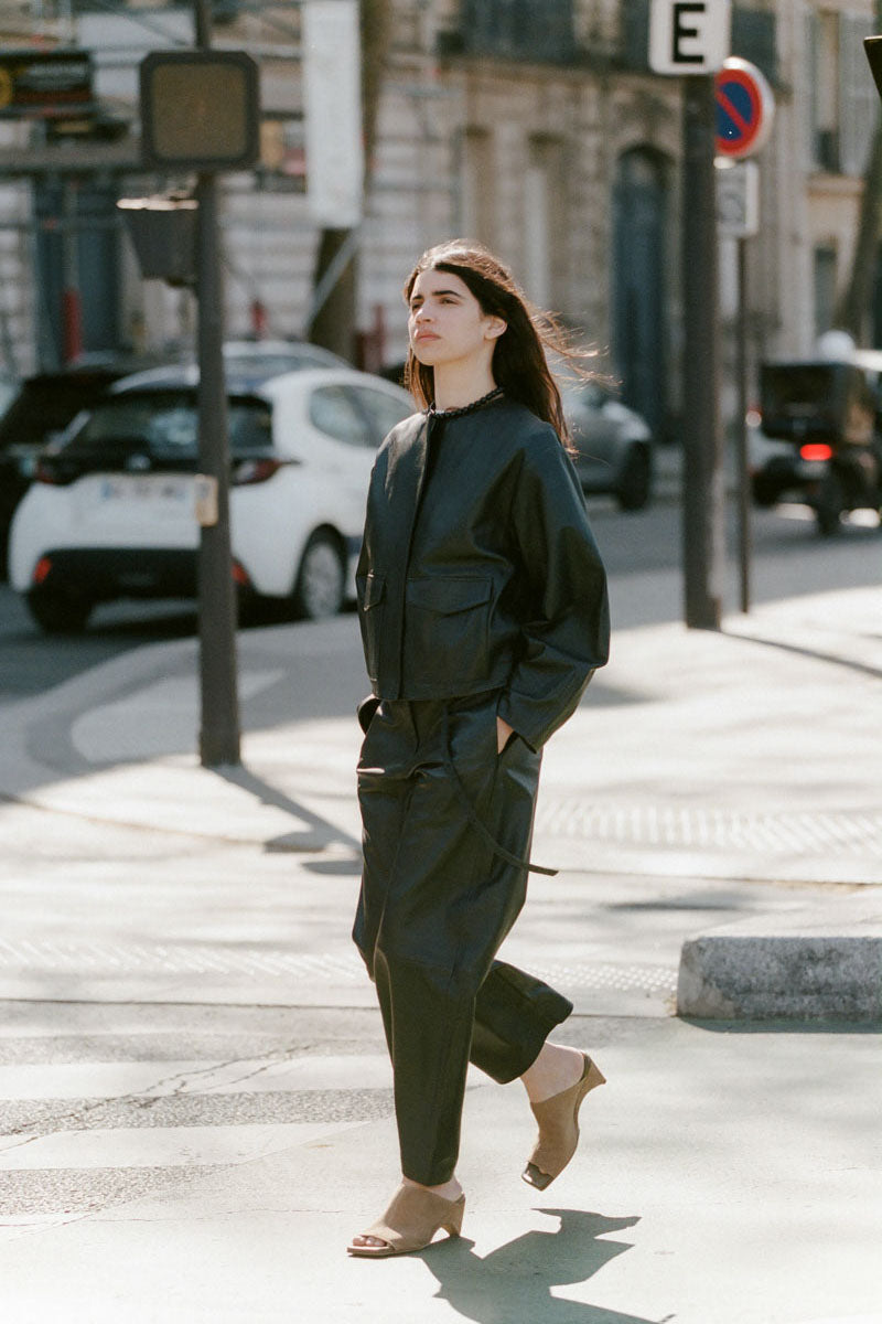 Utility Cocoon Leather Bomber - Black