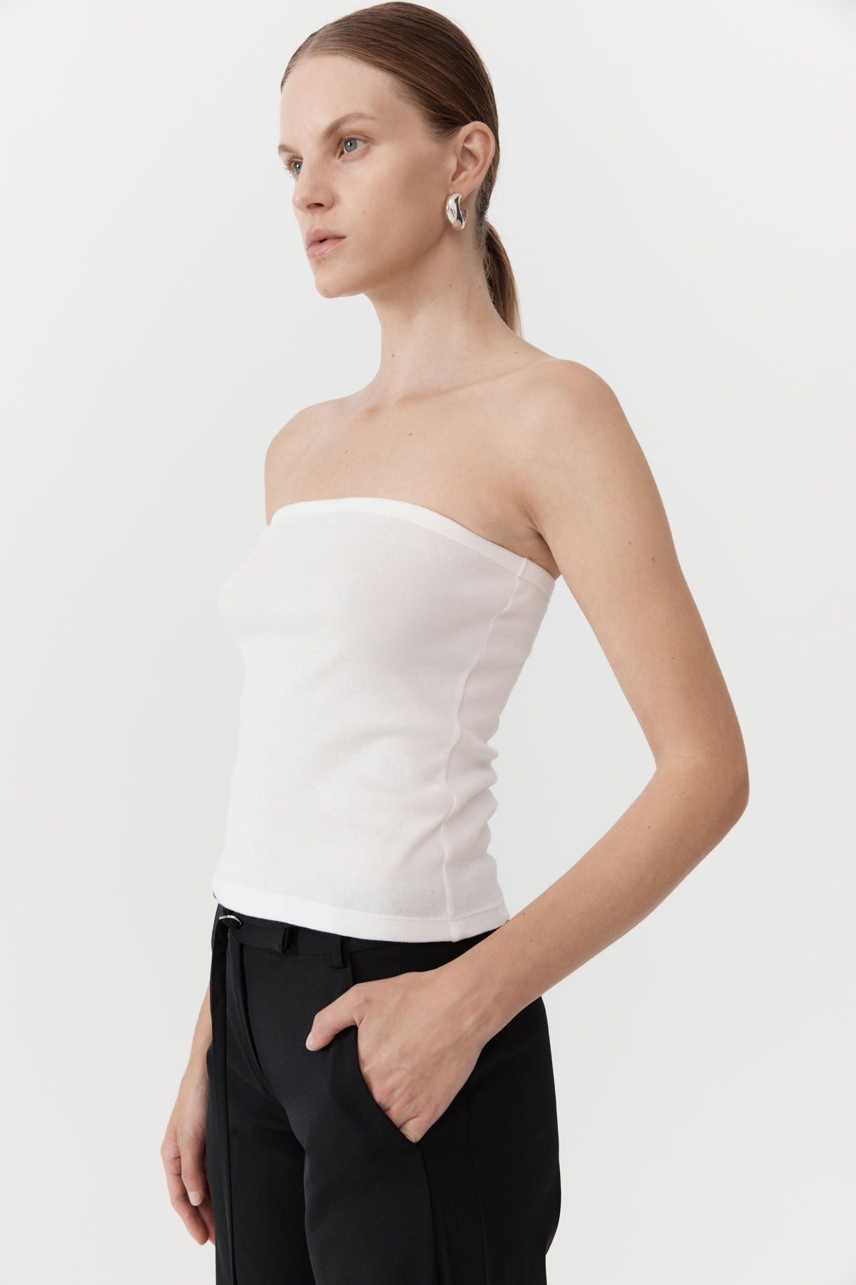 the strapless cotton top