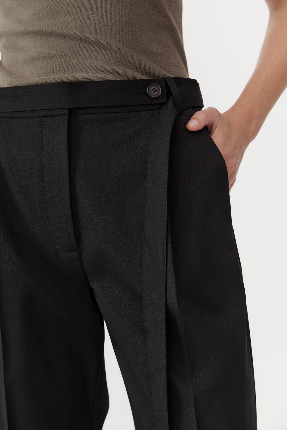 Belted Pants - Black