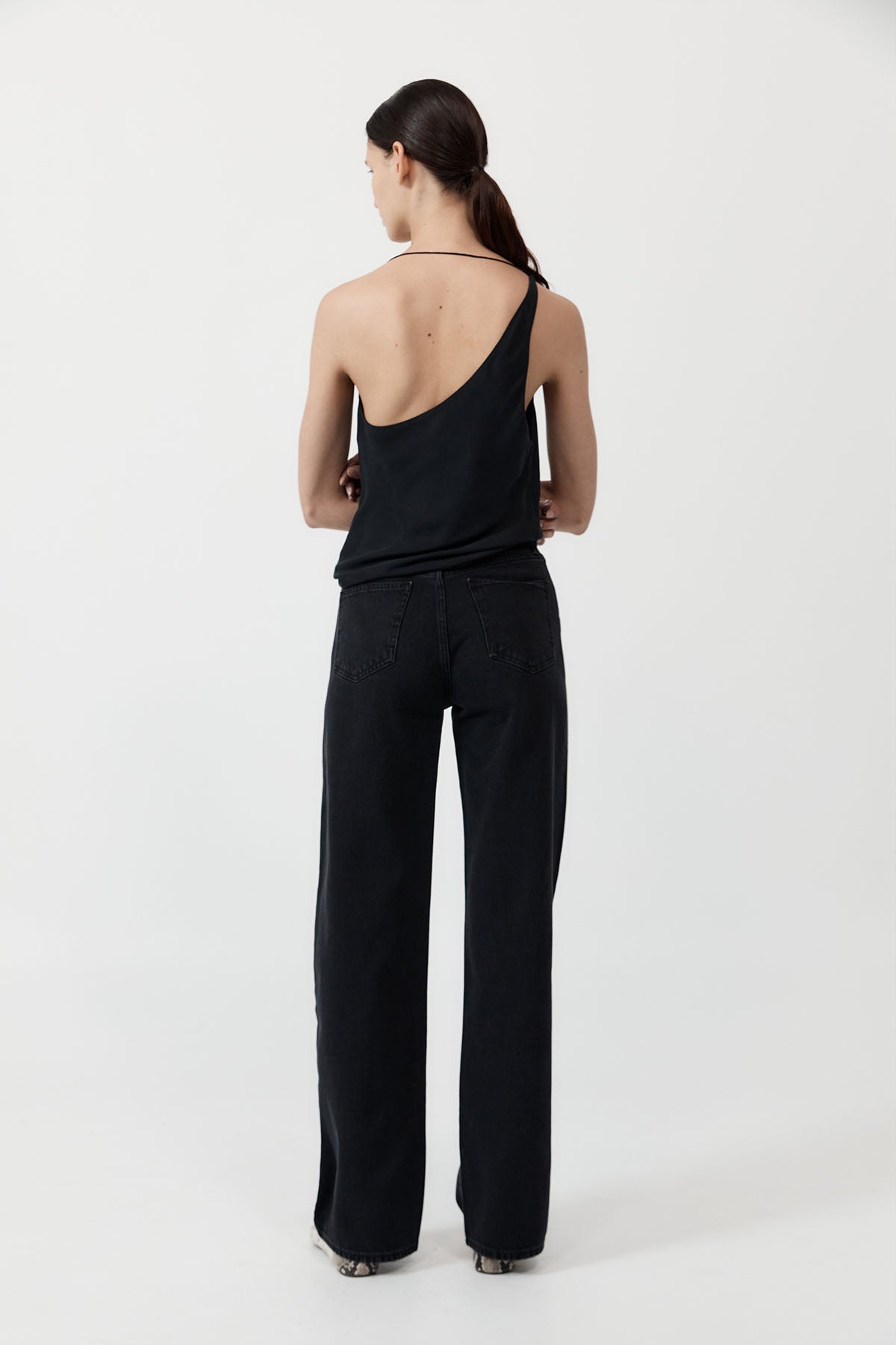 Mid Rise Wide Leg - Washed Black
