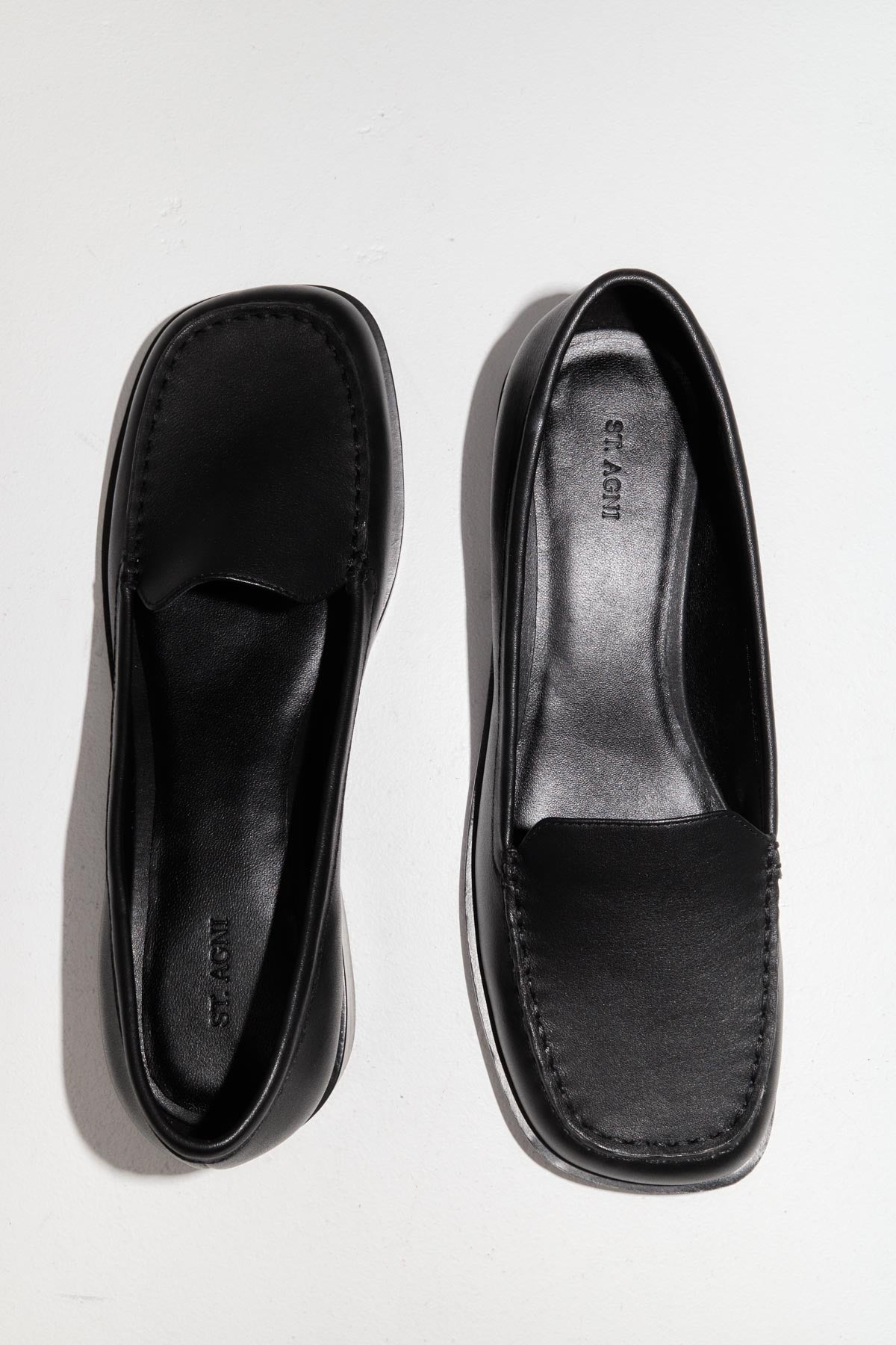 Classic Loafer - Black