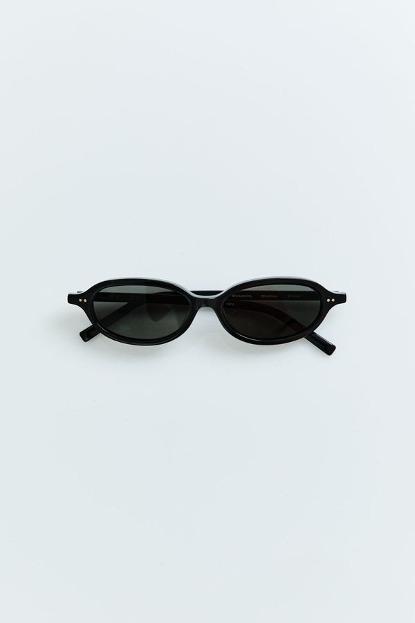 90s Slim Oval Sunglasses - Black
