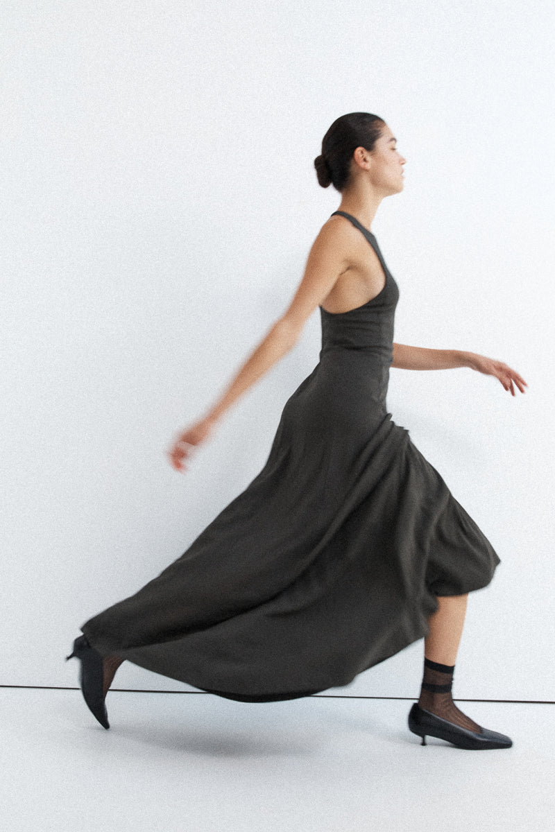 DRESSES