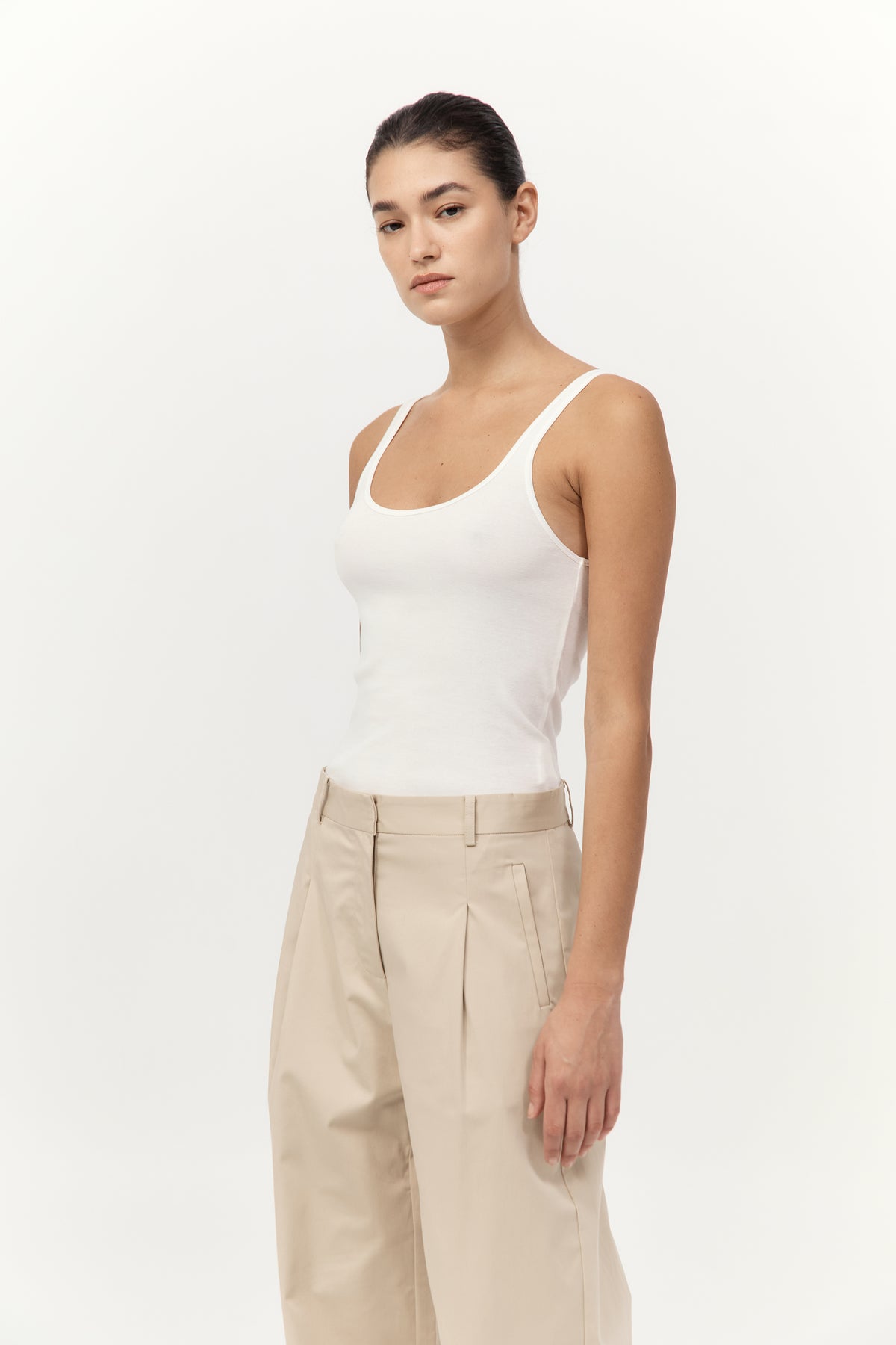 Organic Cotton Slim Scoop Tank - White