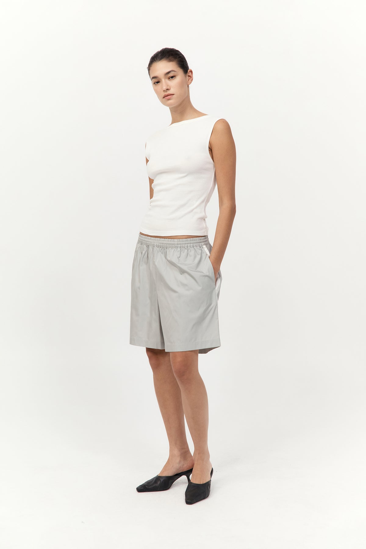 Paper Taffeta Short - Silver / Off White
