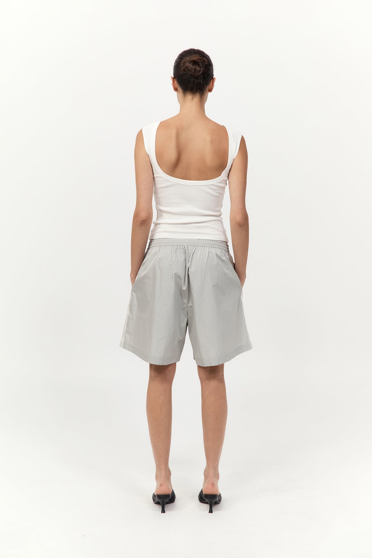 Paper Taffeta Short - Silver / Off White