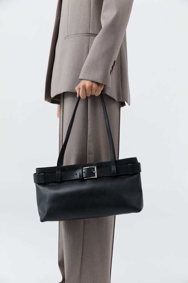 PRE-ORDER: Belt Detail Baguette - Black