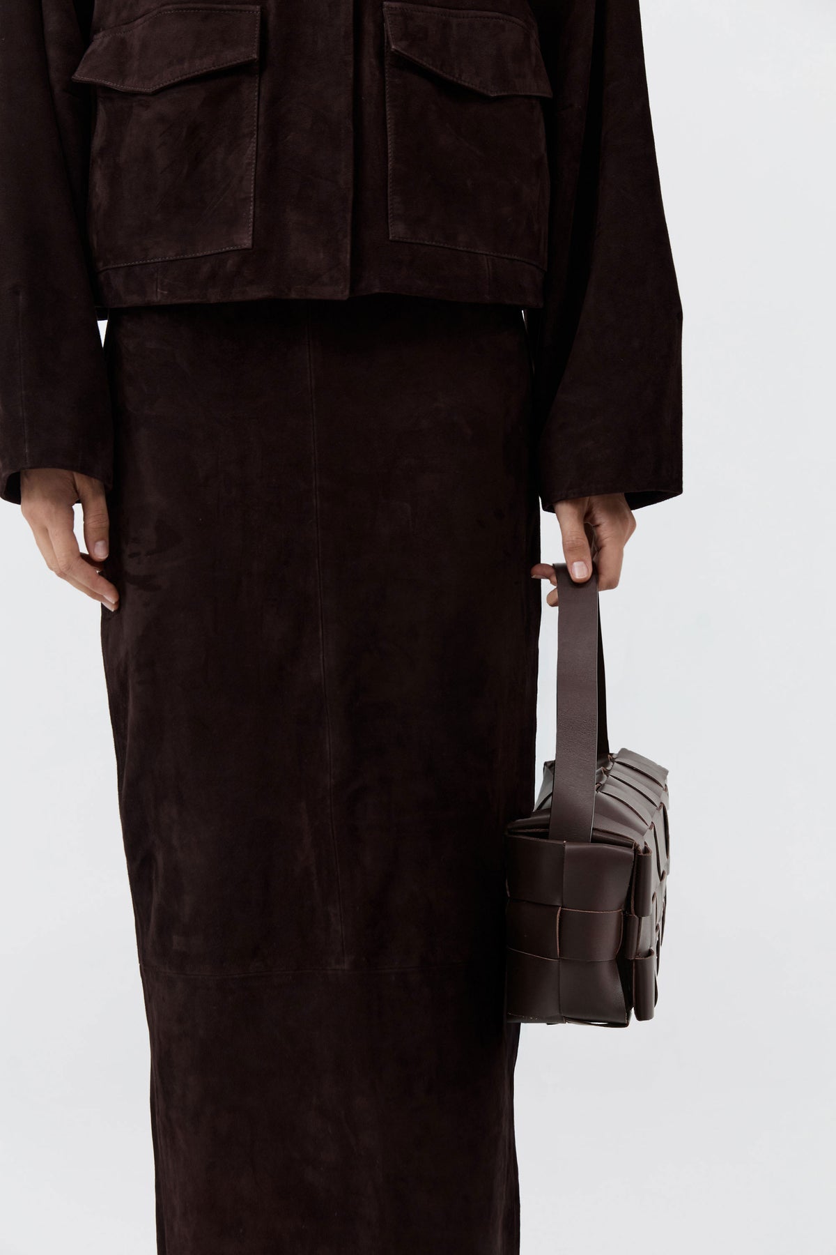 Woven Envelope Slim Tote - Chocolate