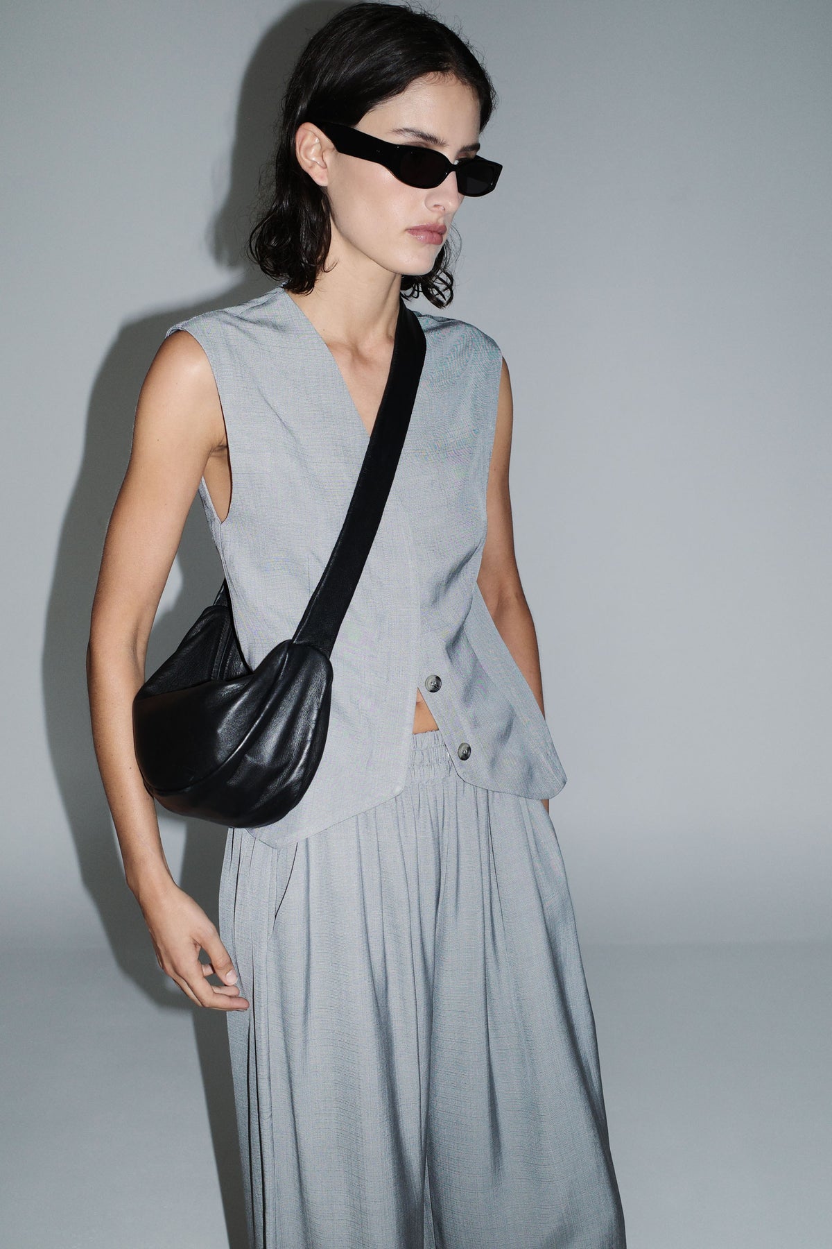 Minimal Tailored Vest - Mist