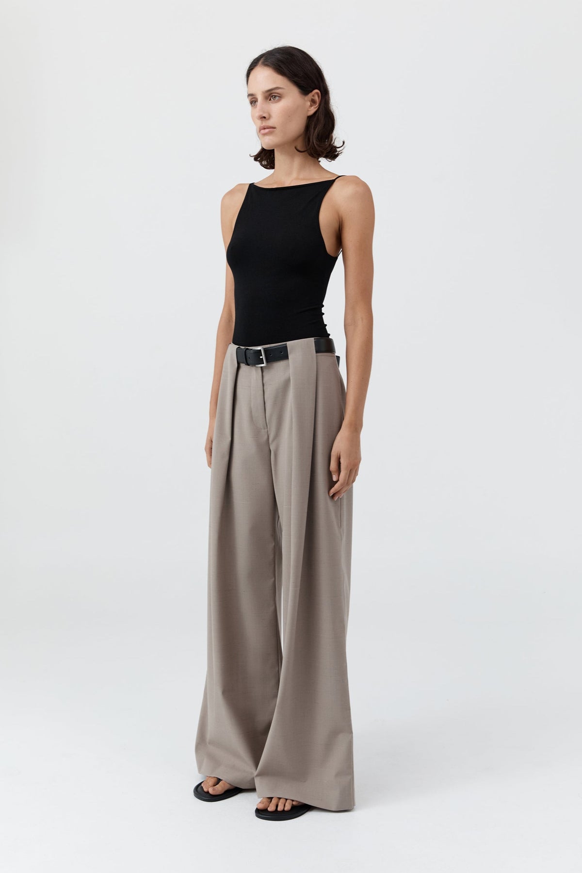Pleat Loop Pants - Mousse