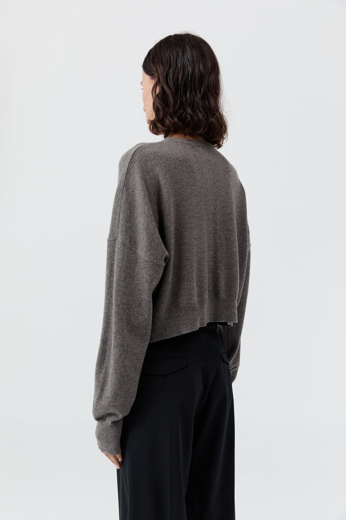 Cashmere Relaxed Cropped Cardigan - Doe