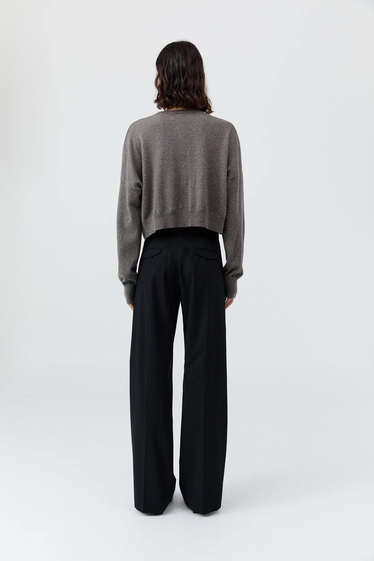 Cashmere Relaxed Cropped Cardigan - Doe