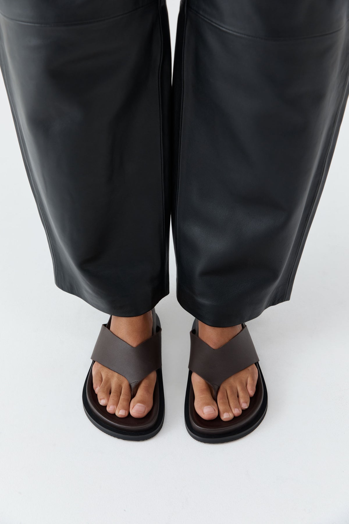 Classic Thong Slide - Black
