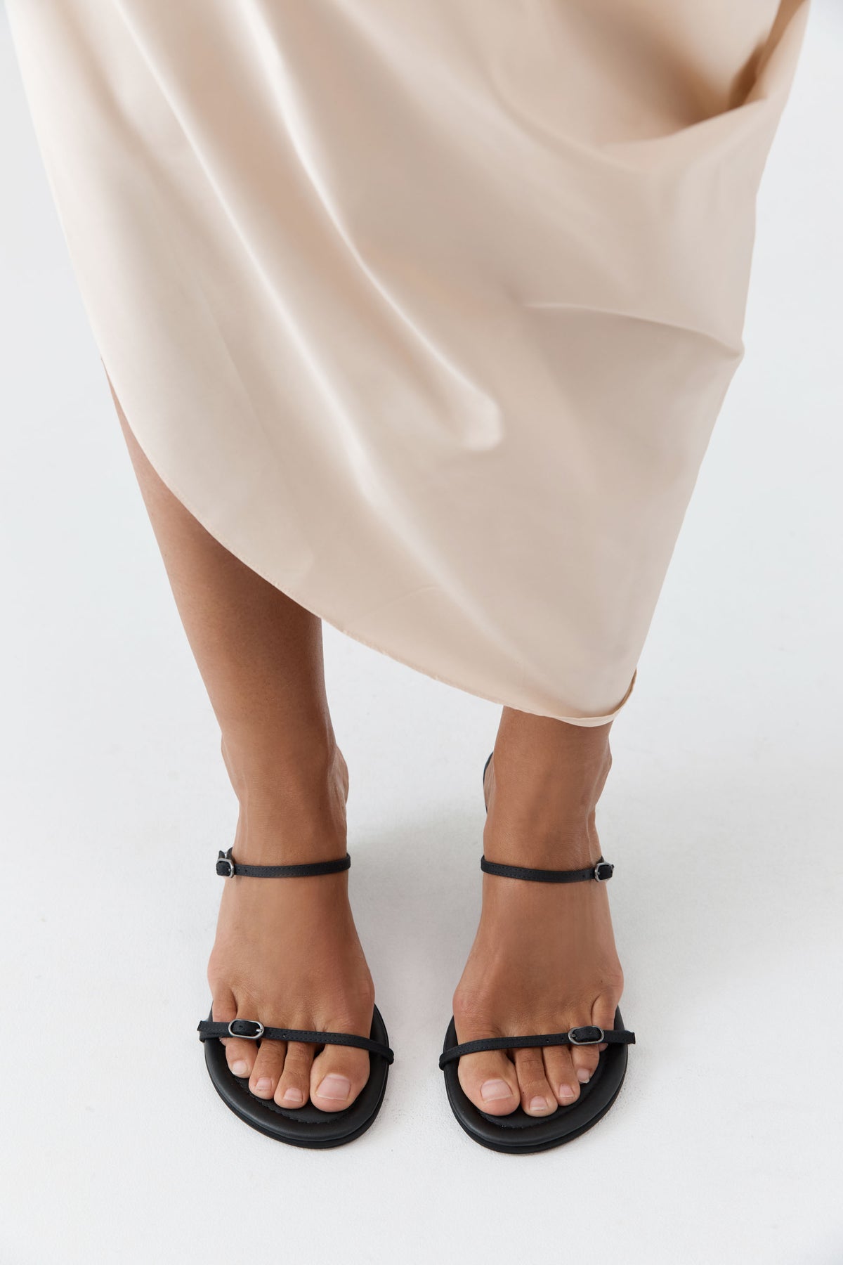 Petit Belt Detail Wedge - Black