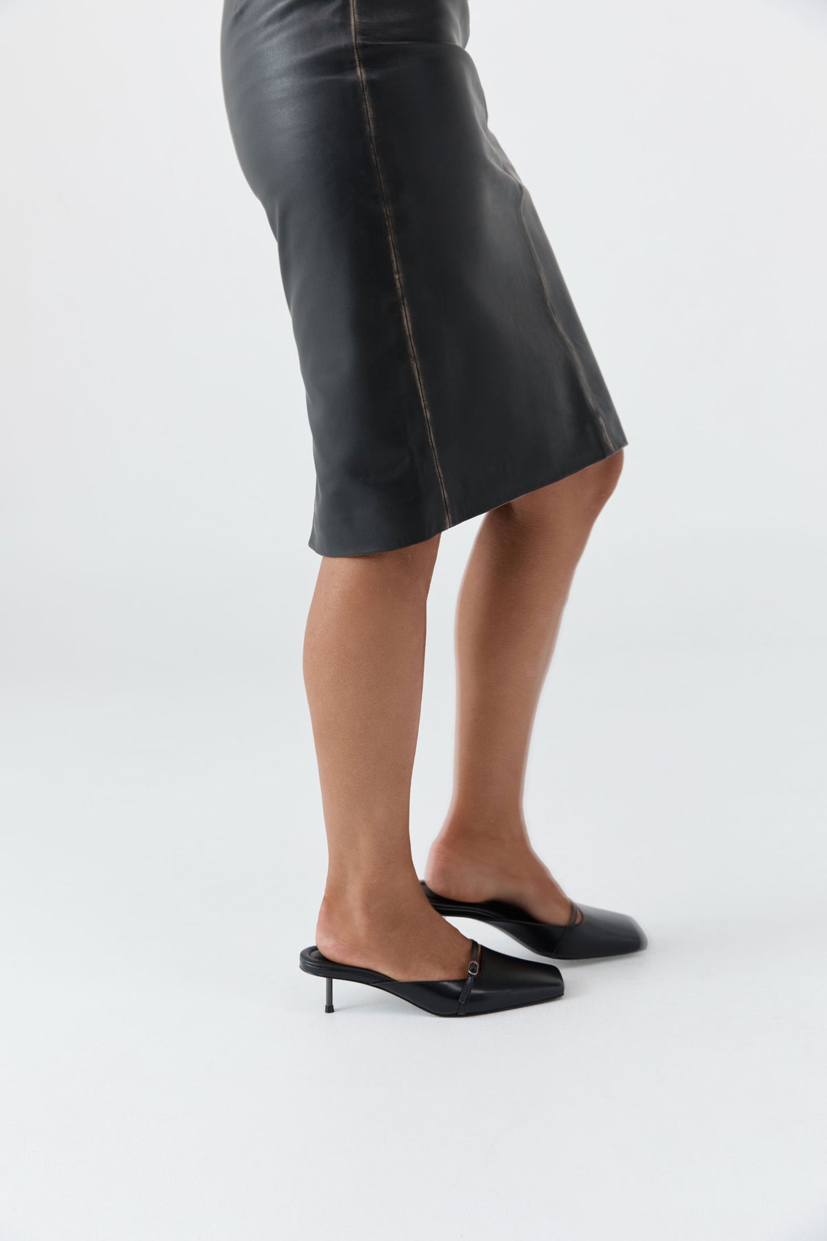 Plié Heel - Black