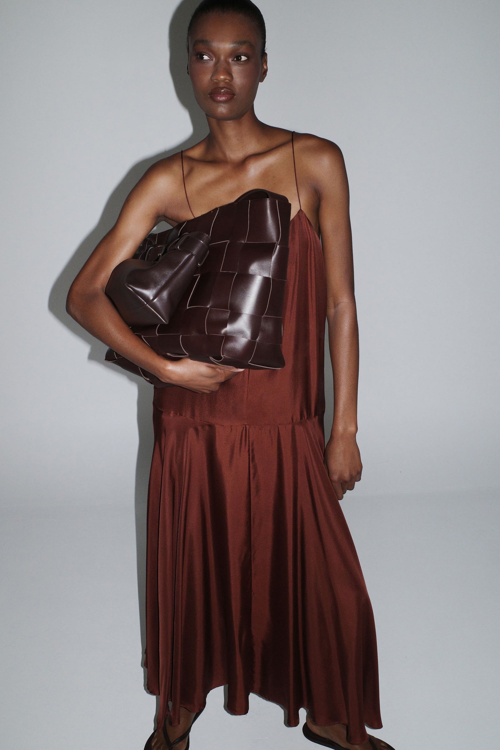 Woven Large Tote - Chocolate