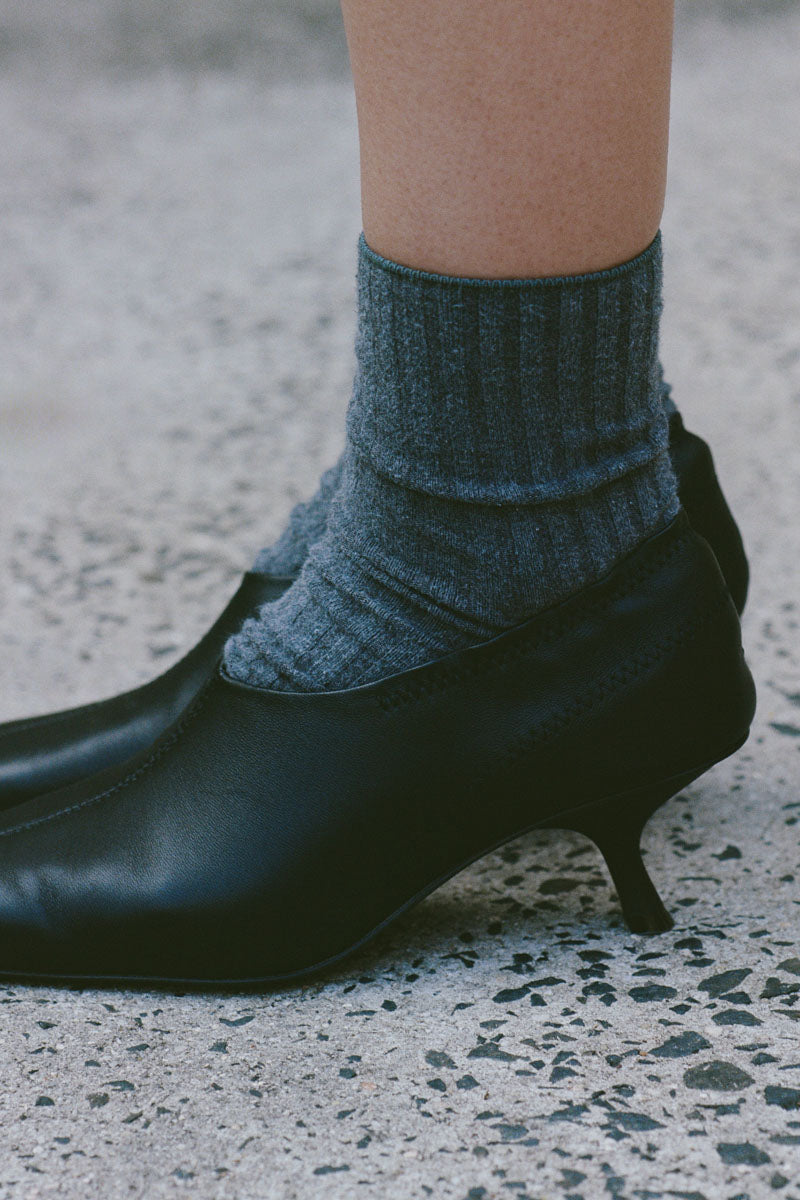 FOOTWEAR