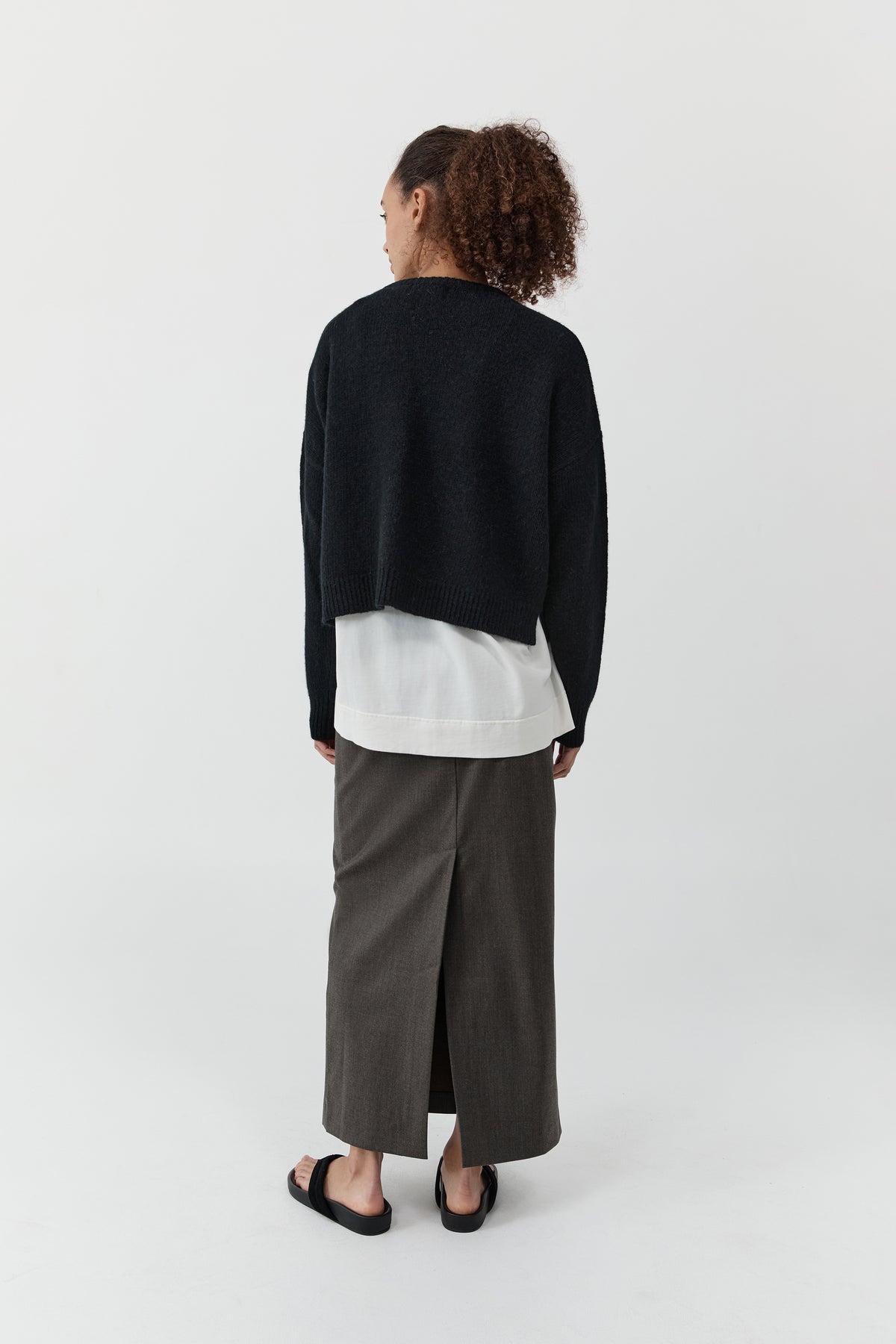 Cropped Sweater - Black