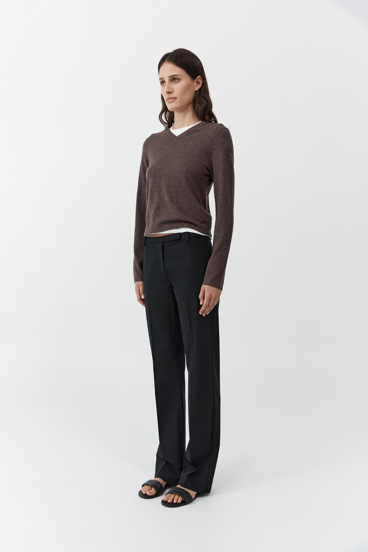 Fine Merino V Neck Sweater - Mulch