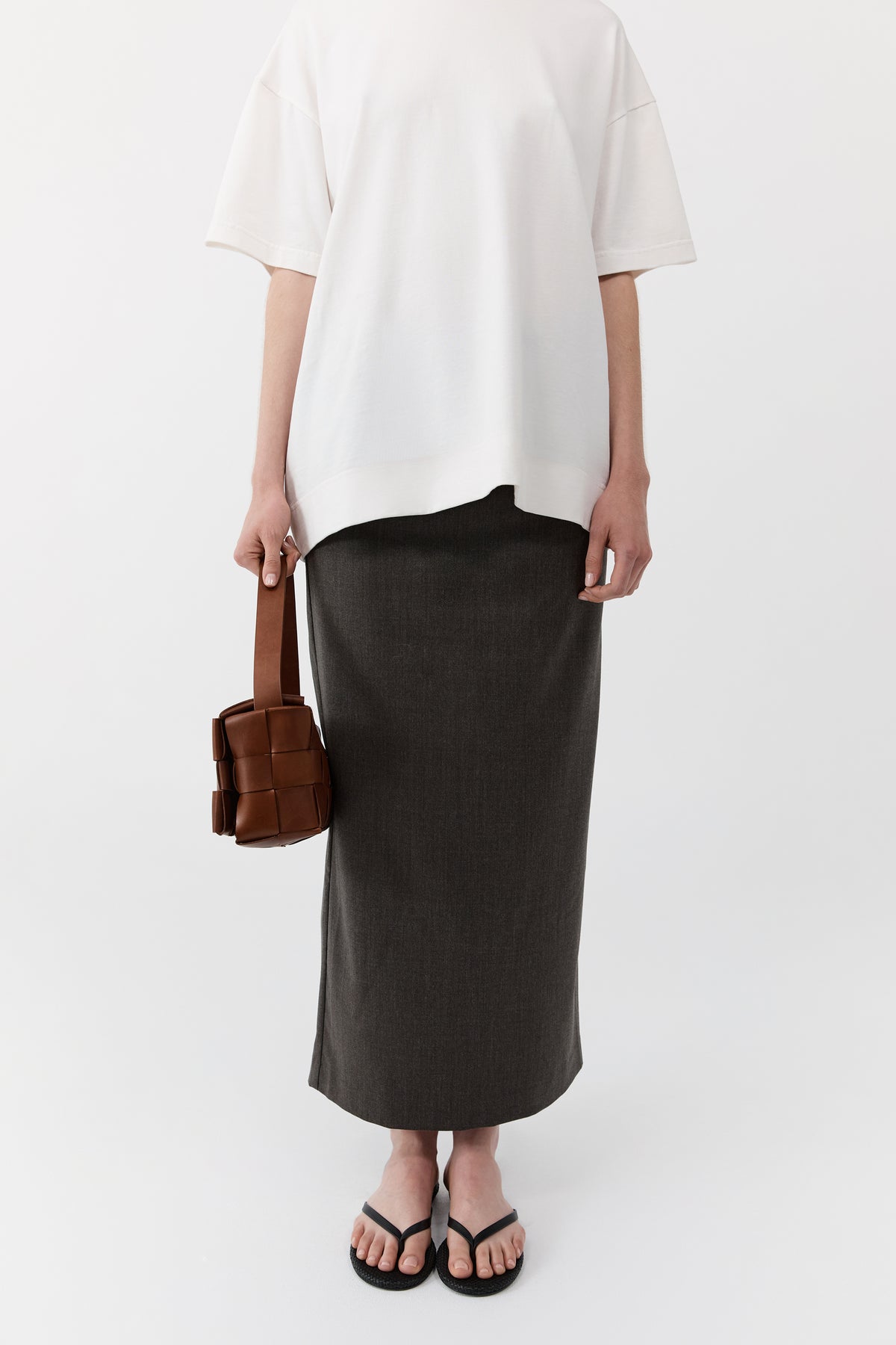 Woven Envelope Slim Tote - Chestnut