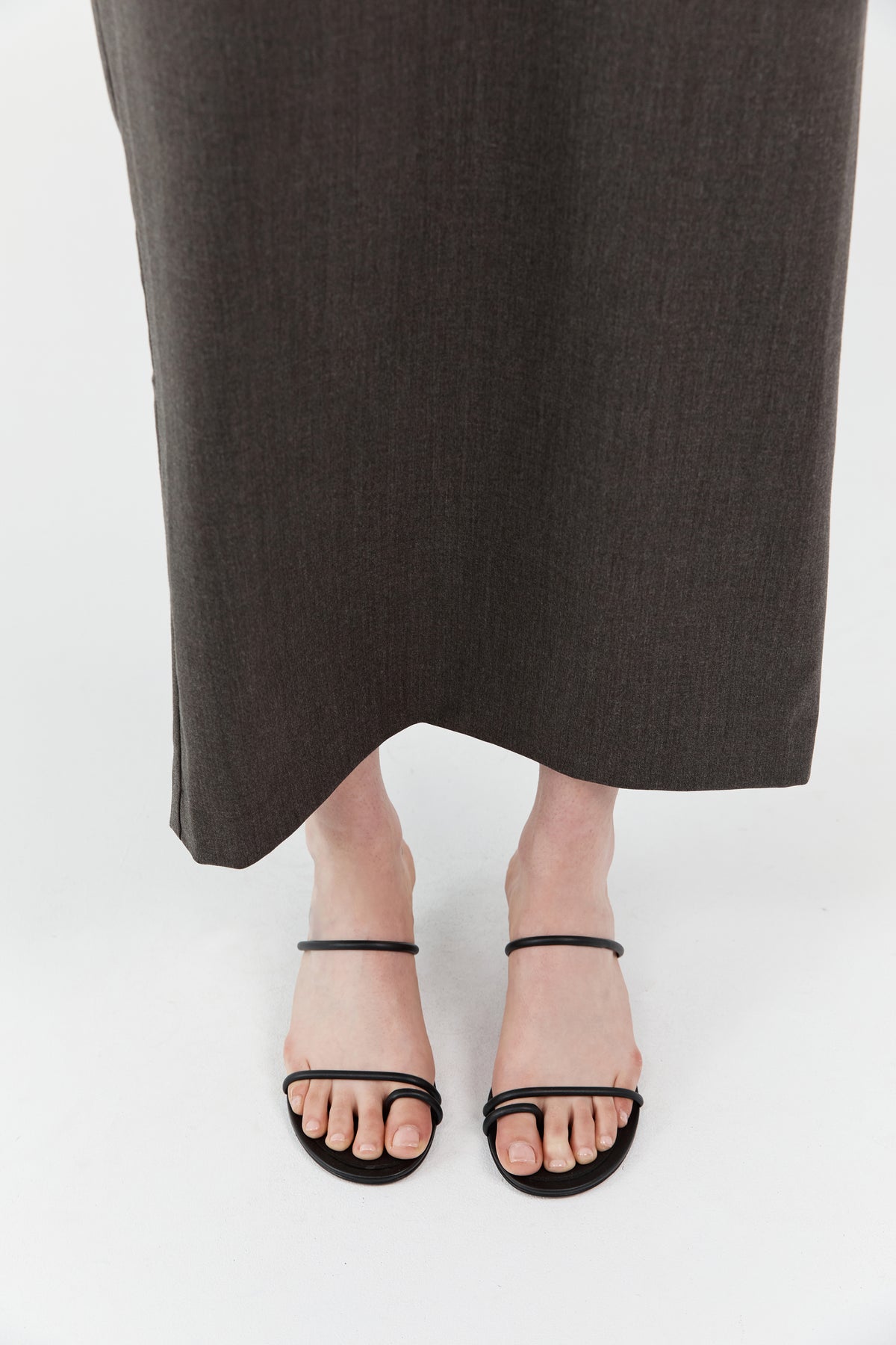Minimal Strap Heel - Black