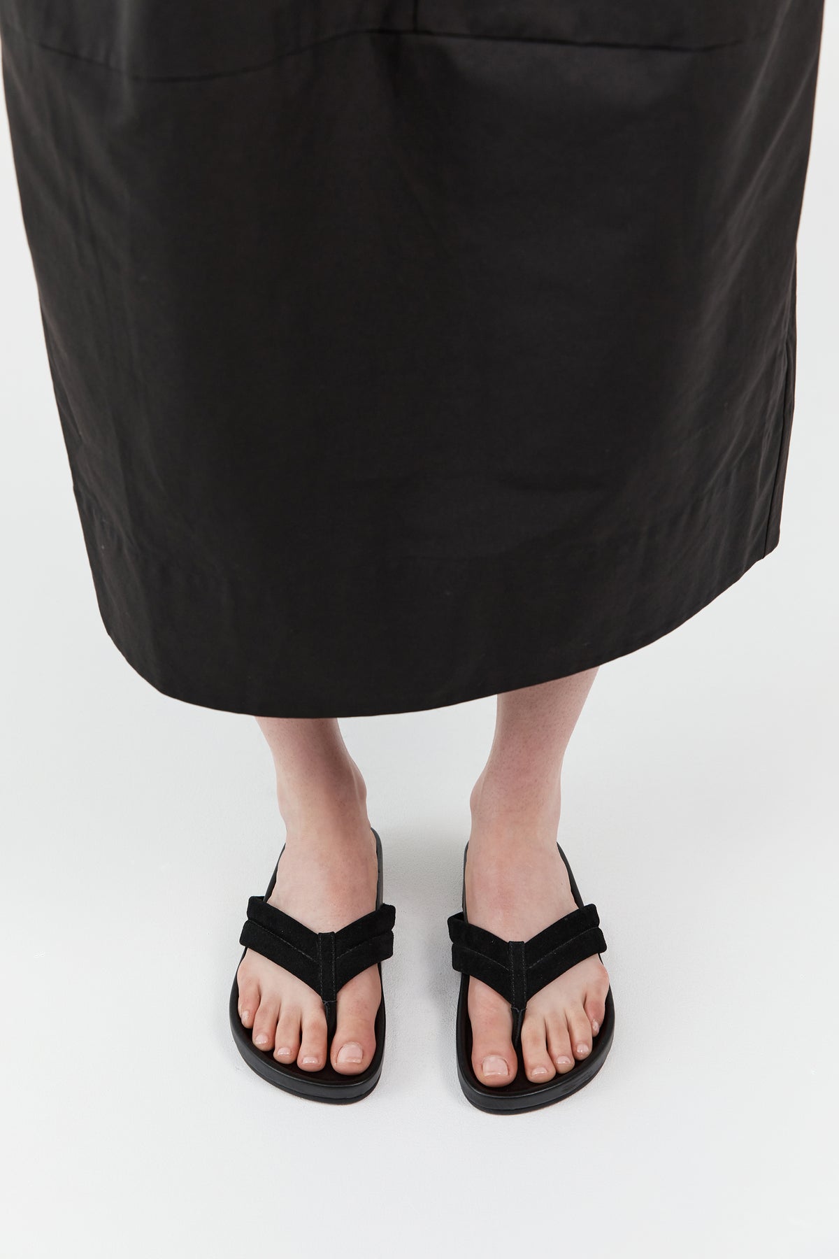 Suede Stitch Detail Thong Slide - Black