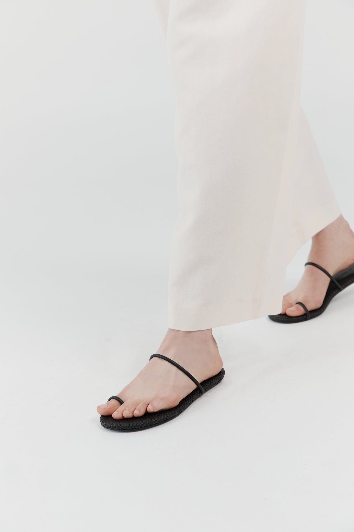 Woven Minimal Slide - Black