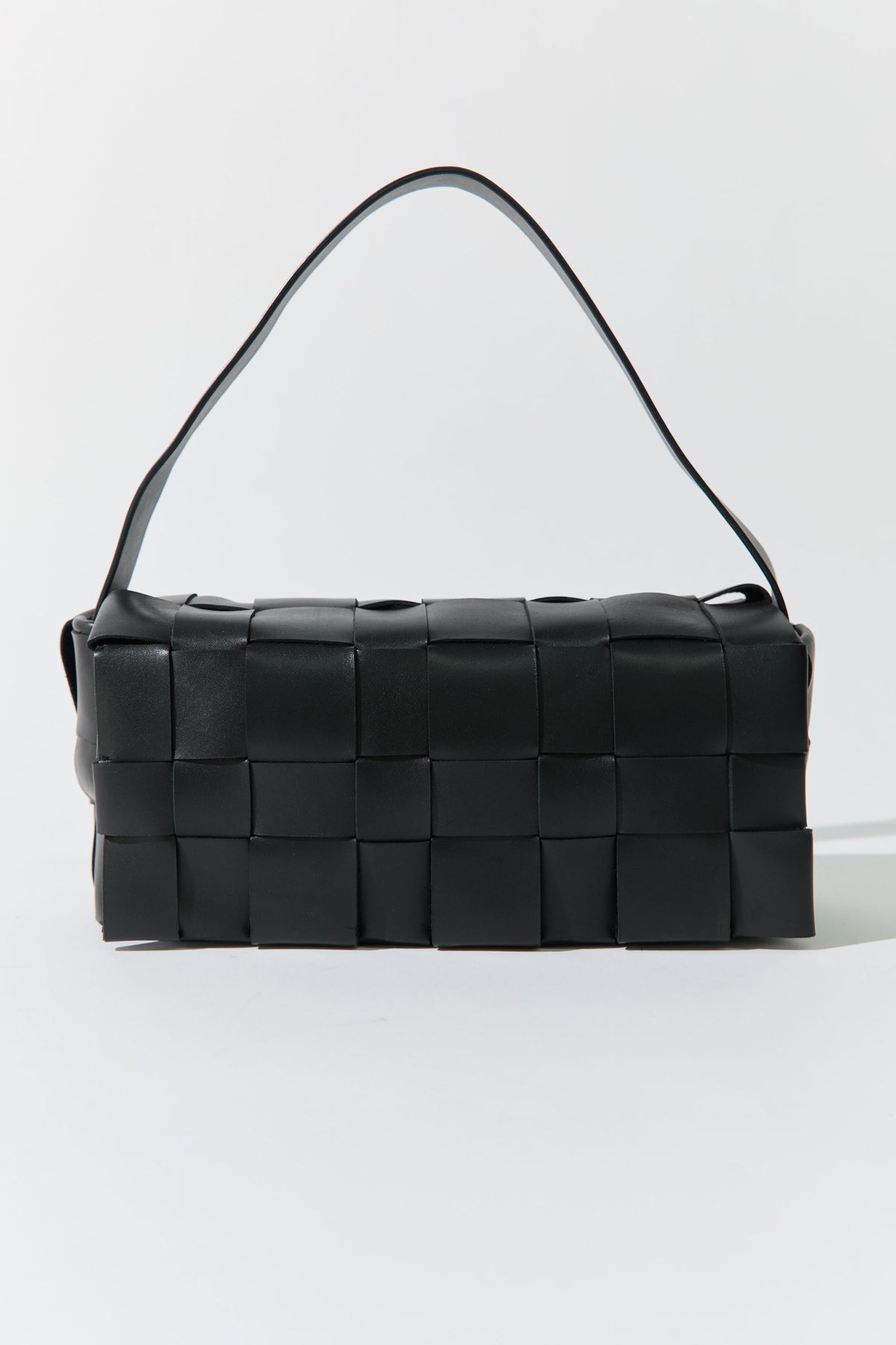 Woven Envelope Slim Tote - Black