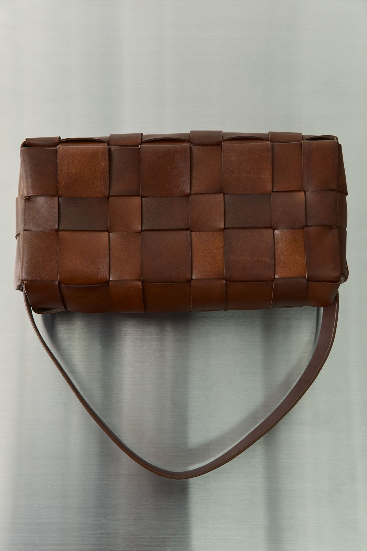 Woven Envelope Slim Tote - Chestnut