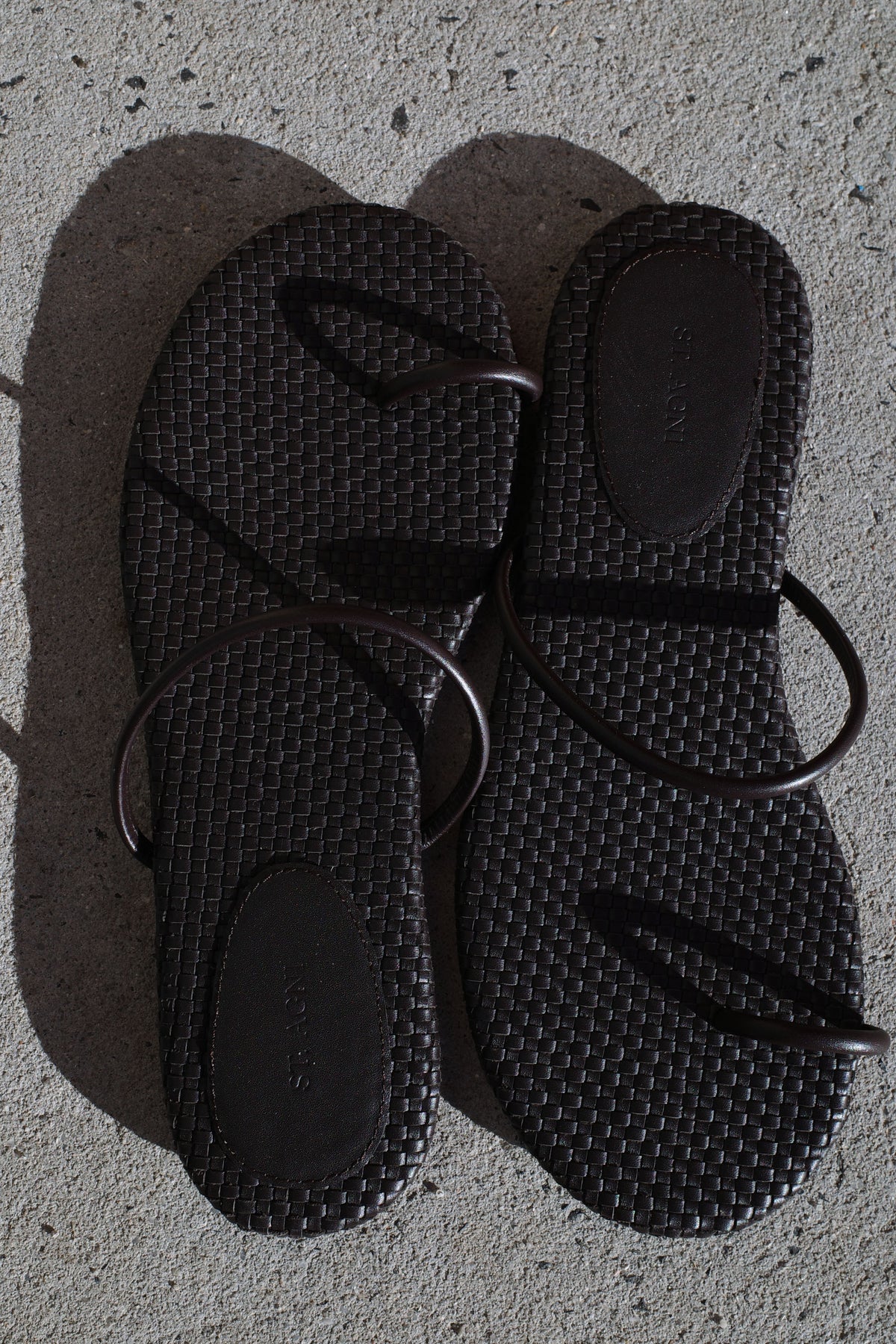 Woven Minimal Slide - Coffee