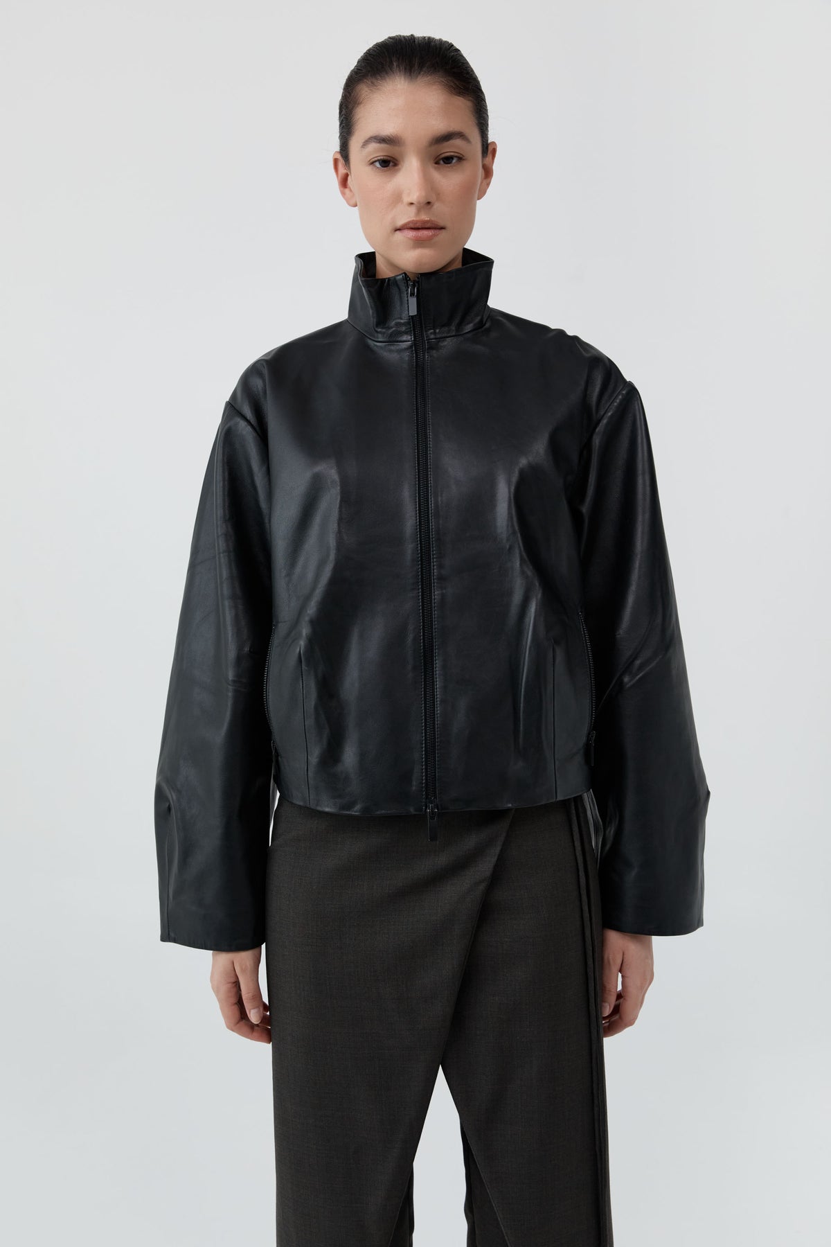 Cocoon Zip Leather Jacket - Black