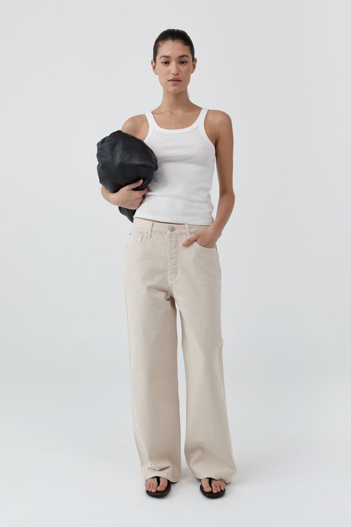 Canvas Classic Mid Rise Jeans - Ecru