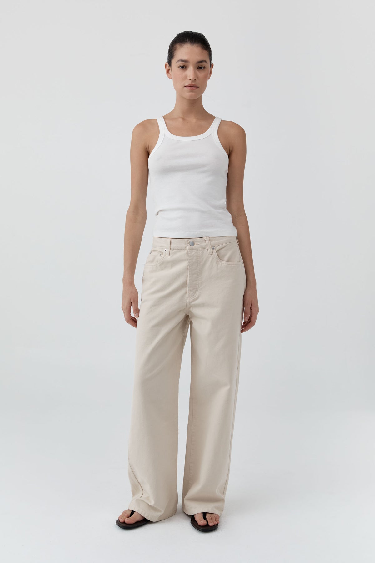 Canvas Classic Mid Rise Jeans - Ecru