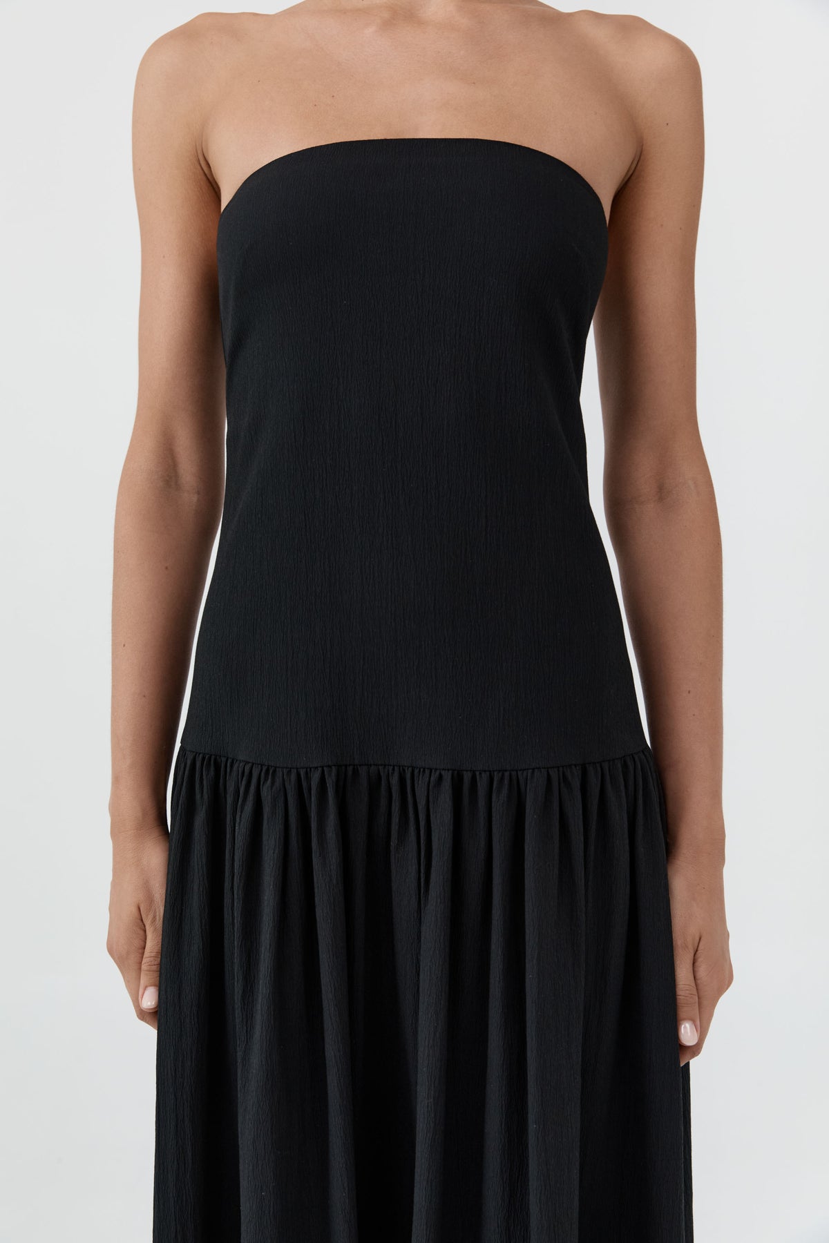 Gathered Strapless Minimal Dress - Black