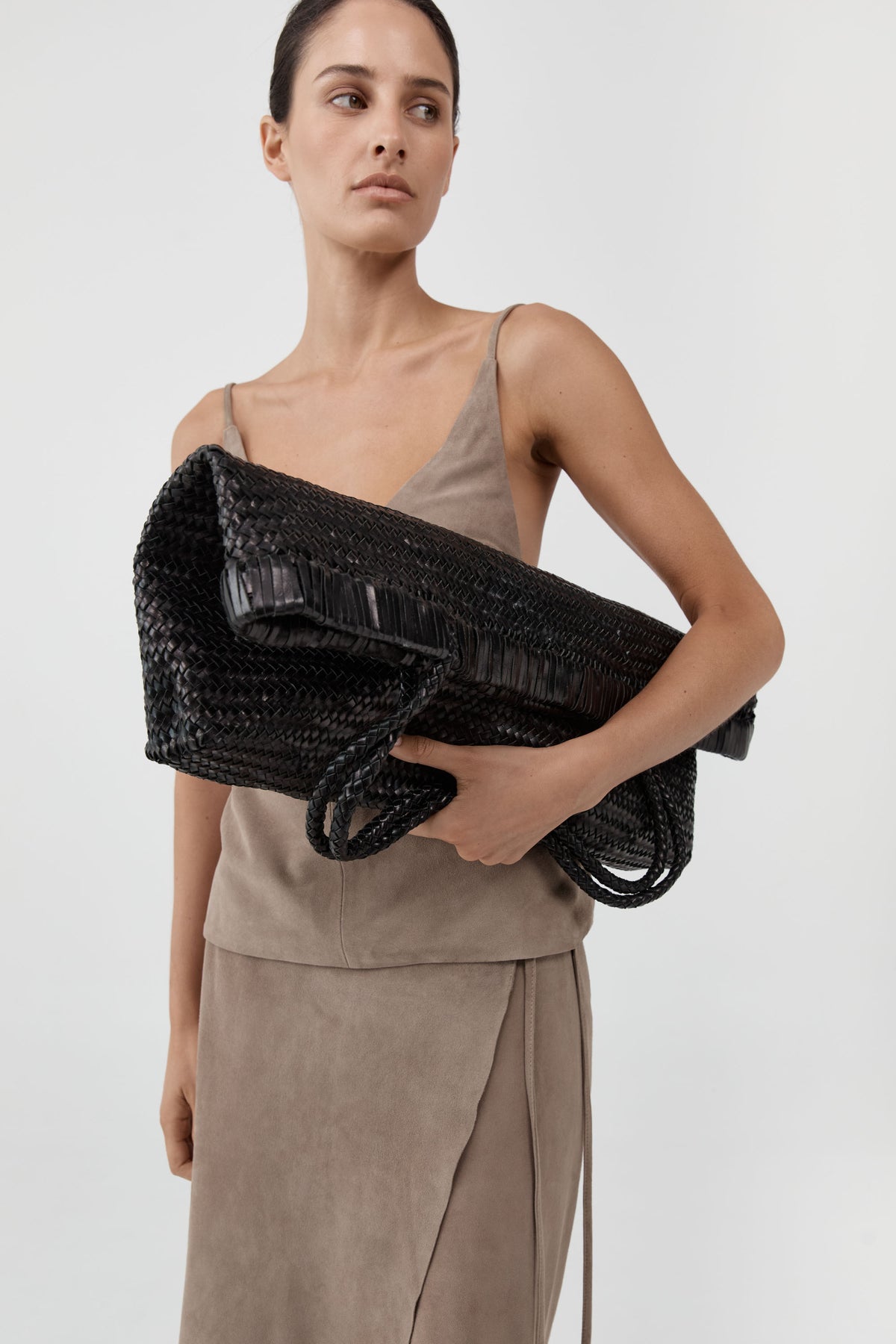Wide Bagu Woven Tote - Black