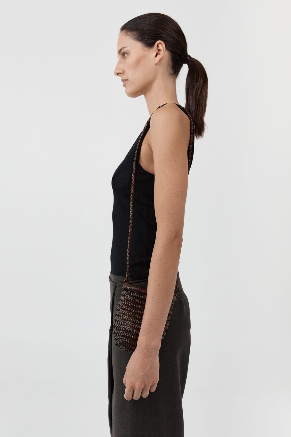 Bagu Sling Bag - Chocolate