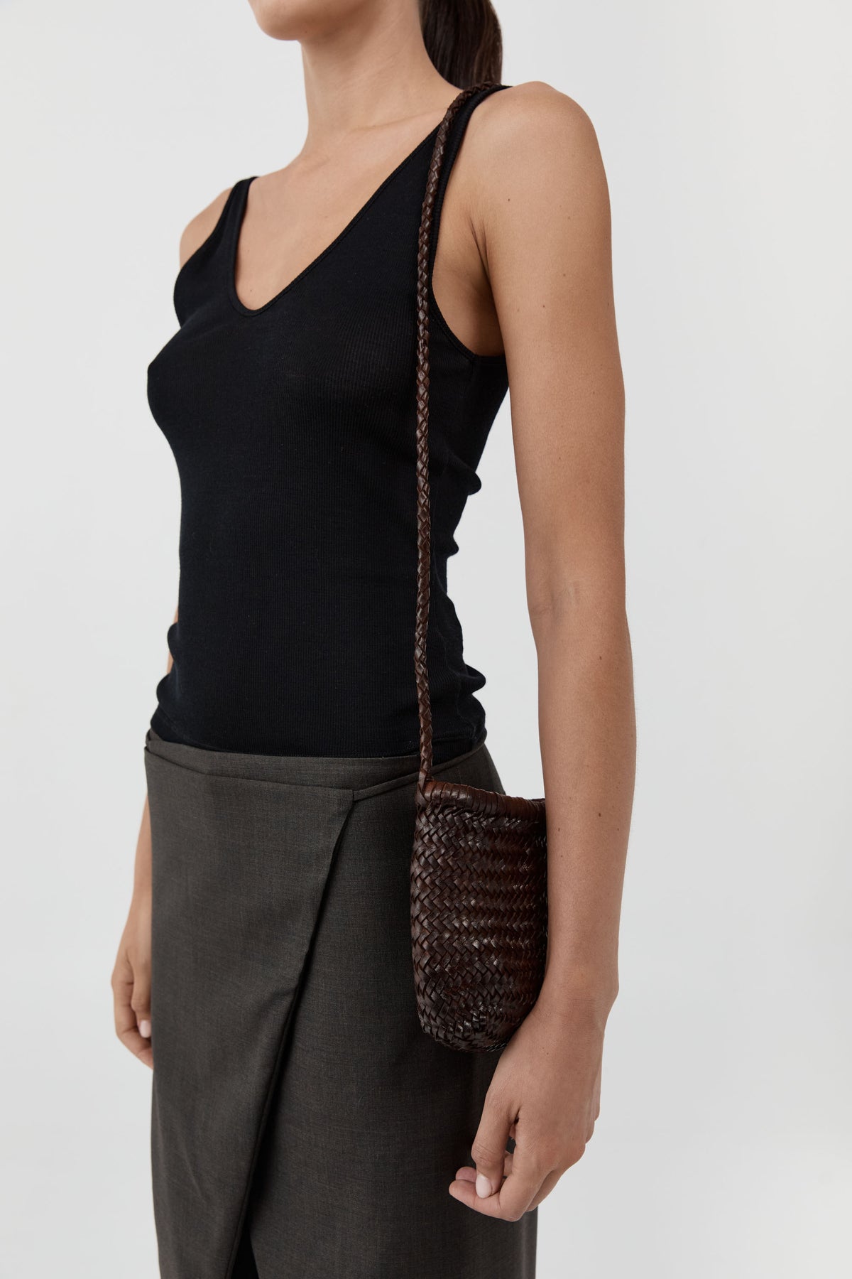 Bagu Sling Bag - Chocolate