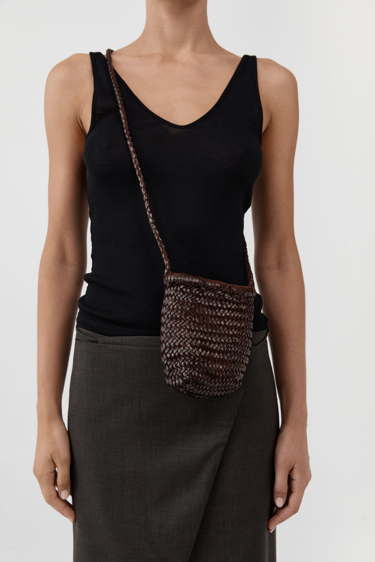 Bagu Sling Bag - Chocolate