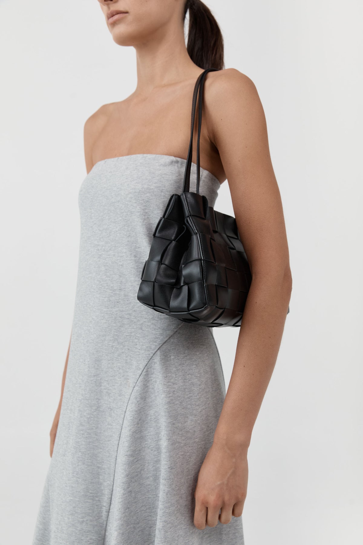 Slim Woven Tote - Black