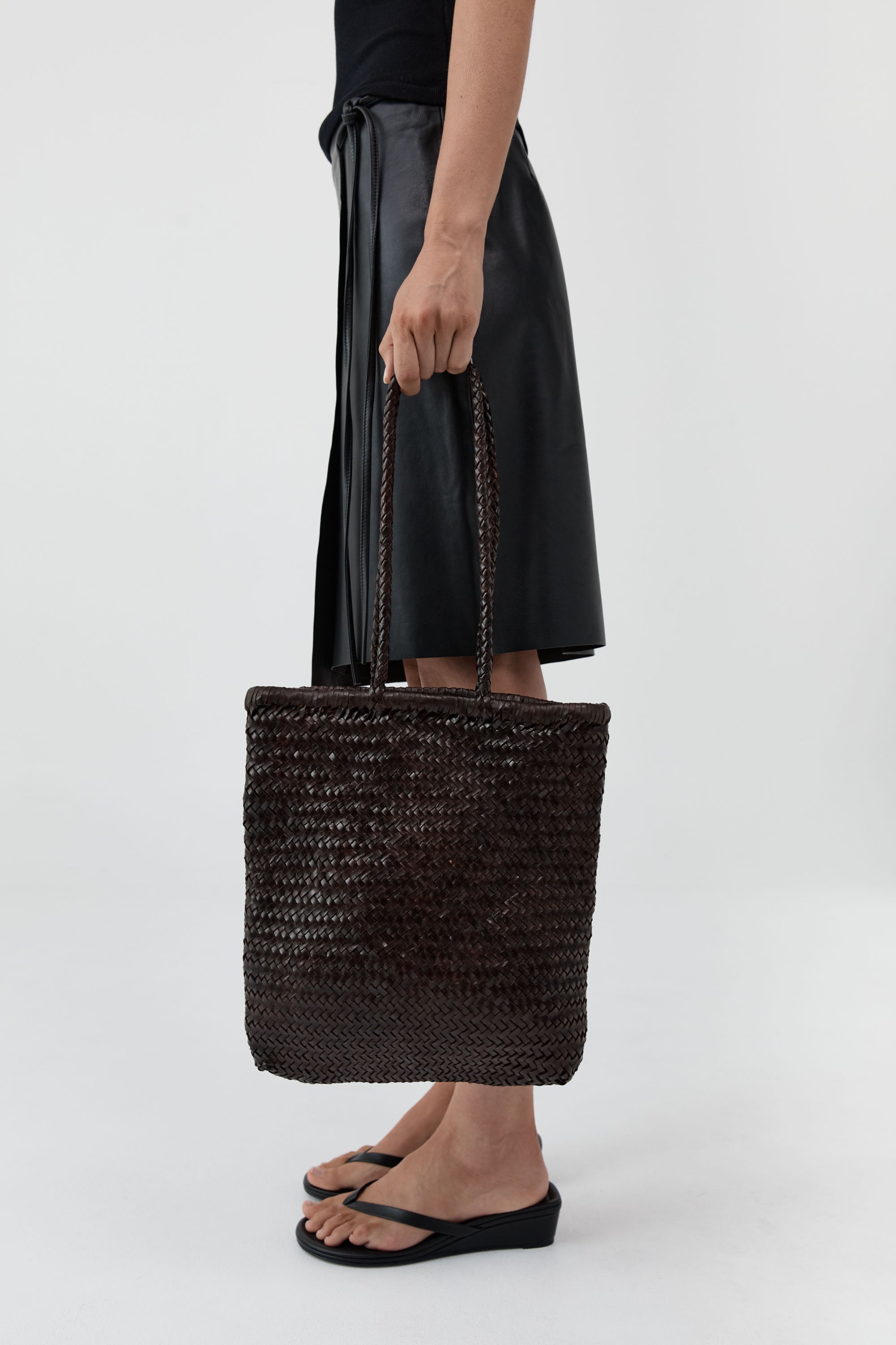 Bagu Woven Tote - Chocolate