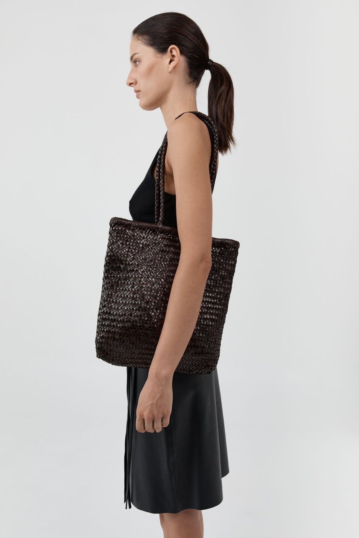 Bagu Woven Tote - Chocolate