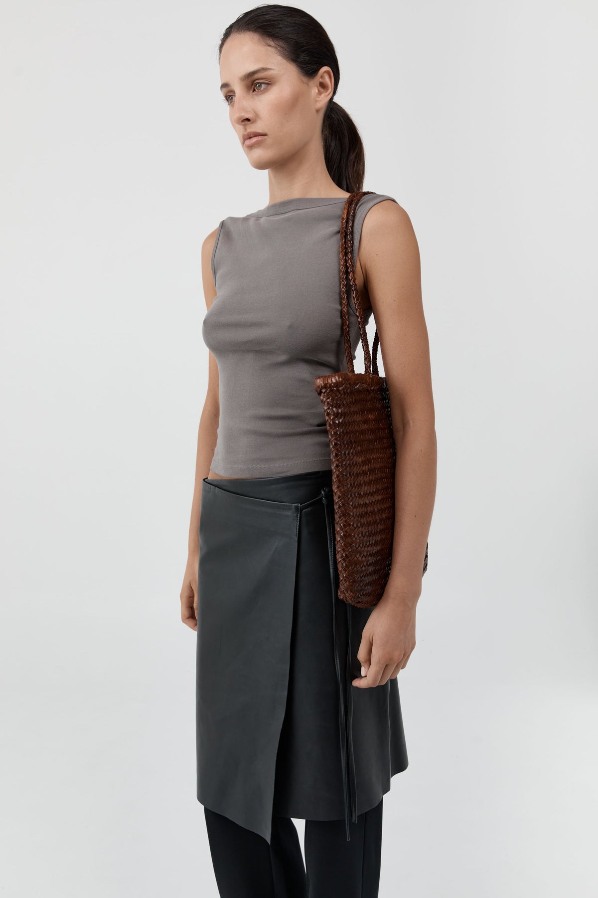 Bagu Woven Tote - Chestnut