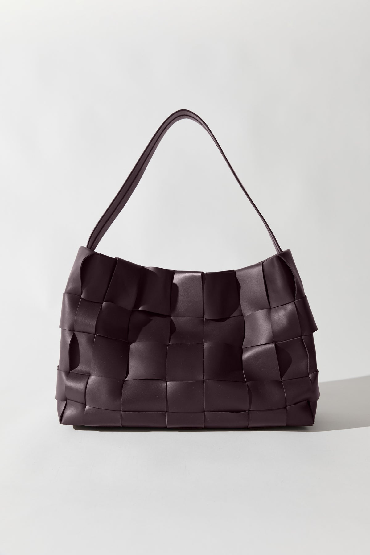 PRE-ORDER: Woven Large Tote - Plum