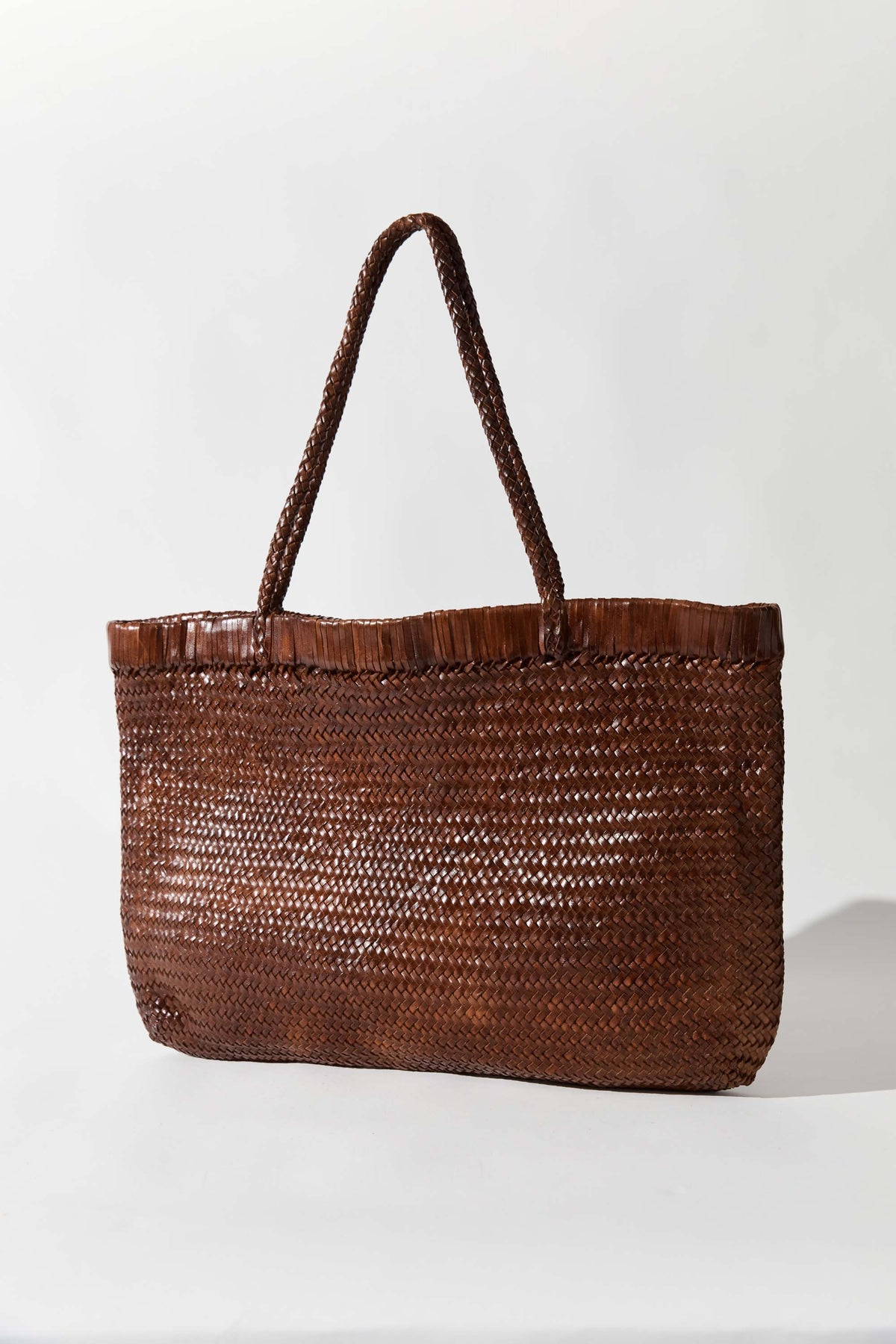 Wide Bagu Woven Tote - Chestnut