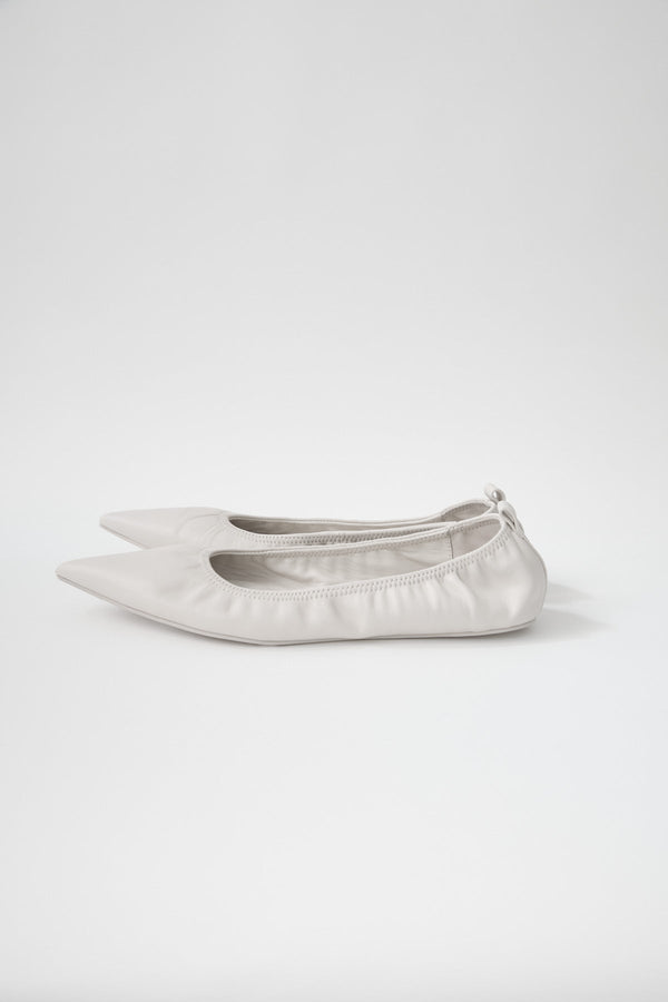 Soft Leather Flat - Cool White