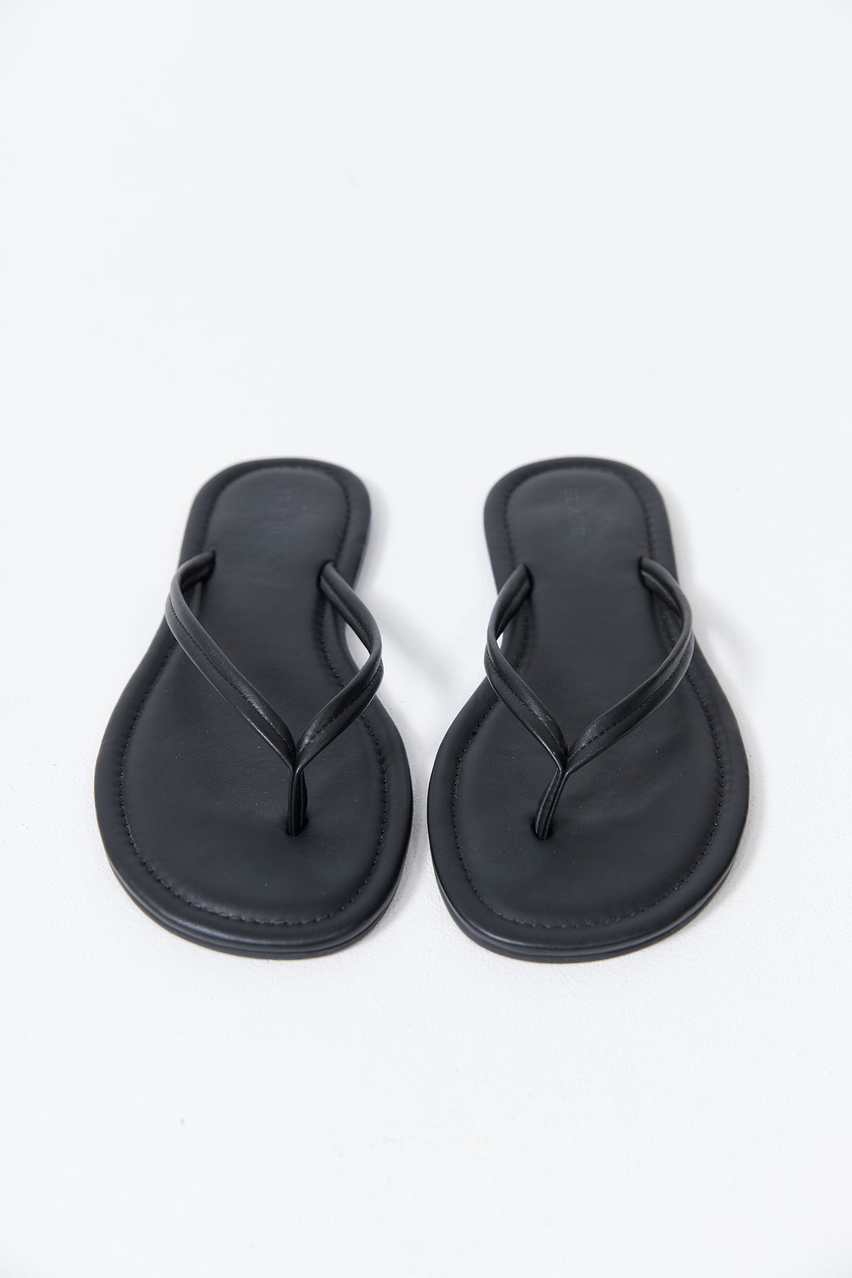 Thong Detail Slide - Black