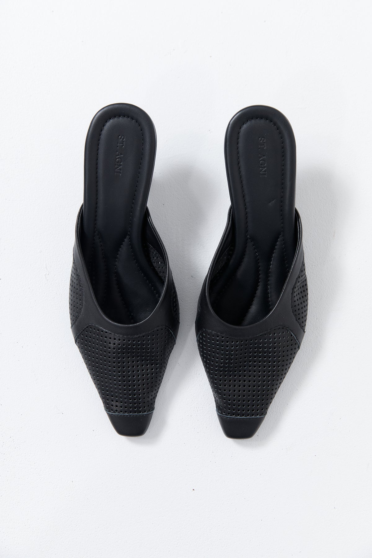 Perforated Heel - Black